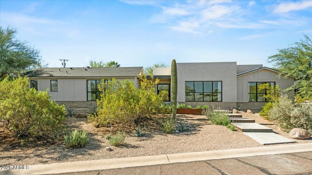 4035 E Mcdonald Dr — photo 1
