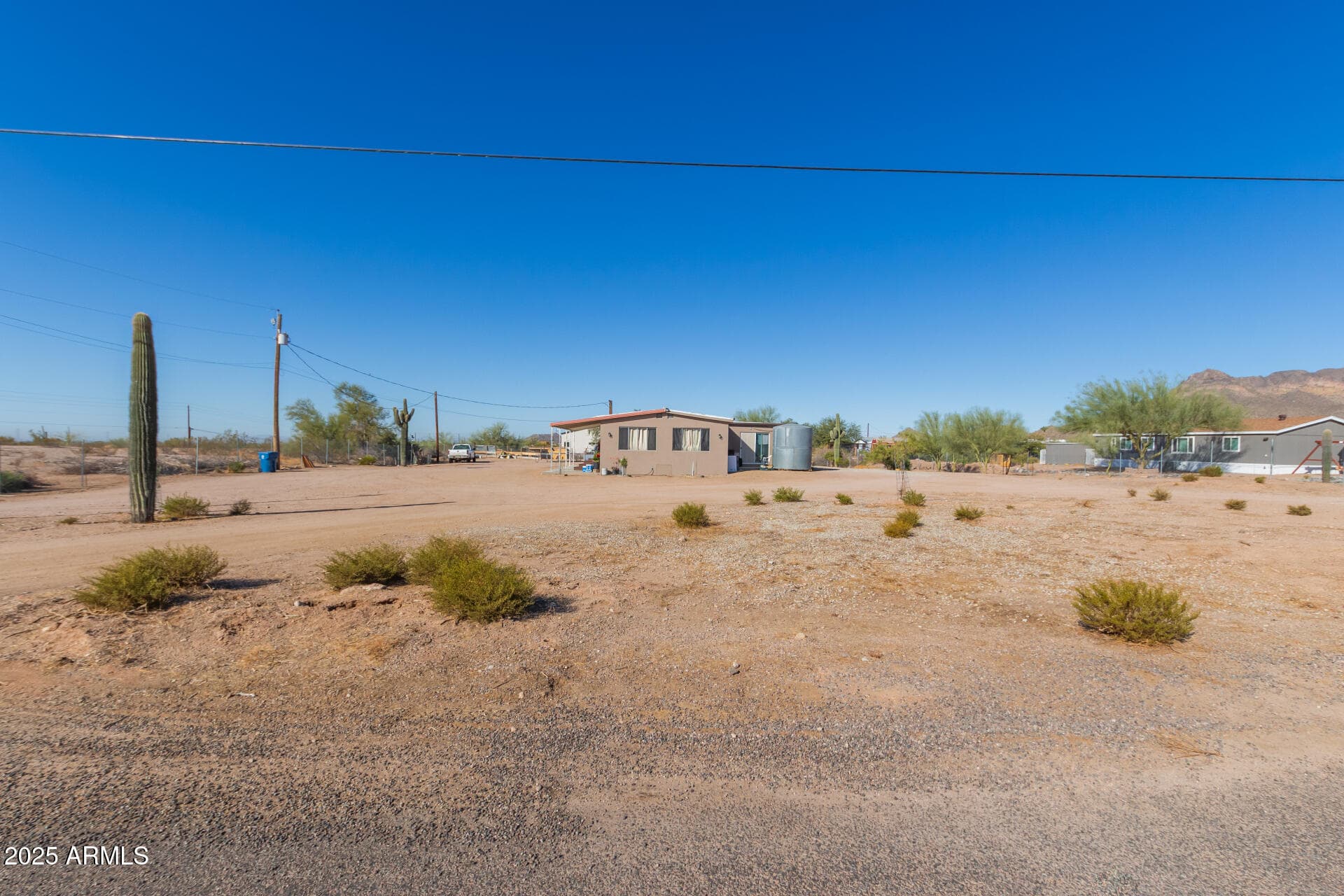 4110 N SAGUARO DR - Photo 1