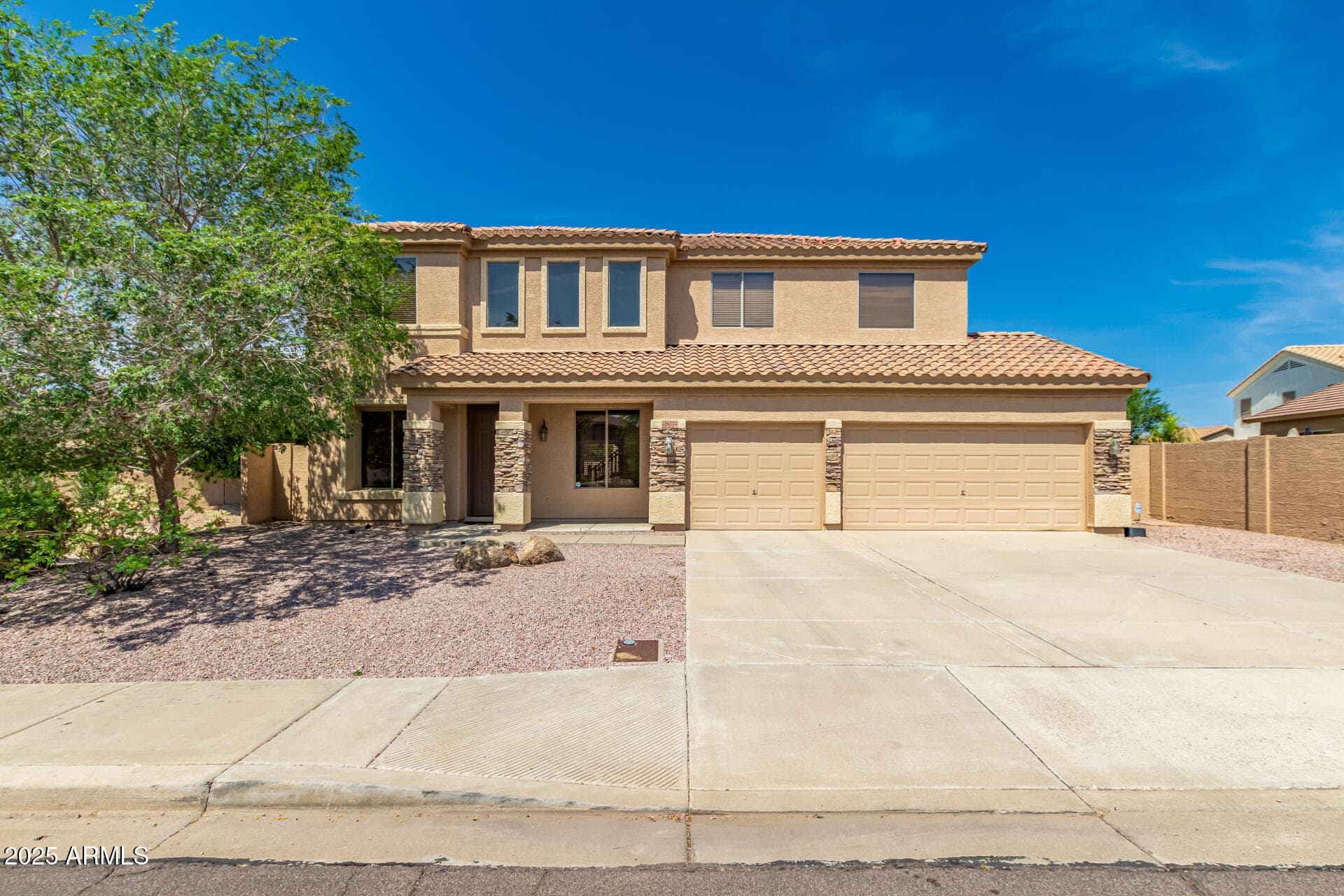 26272 N 73rd Dr — photo 1