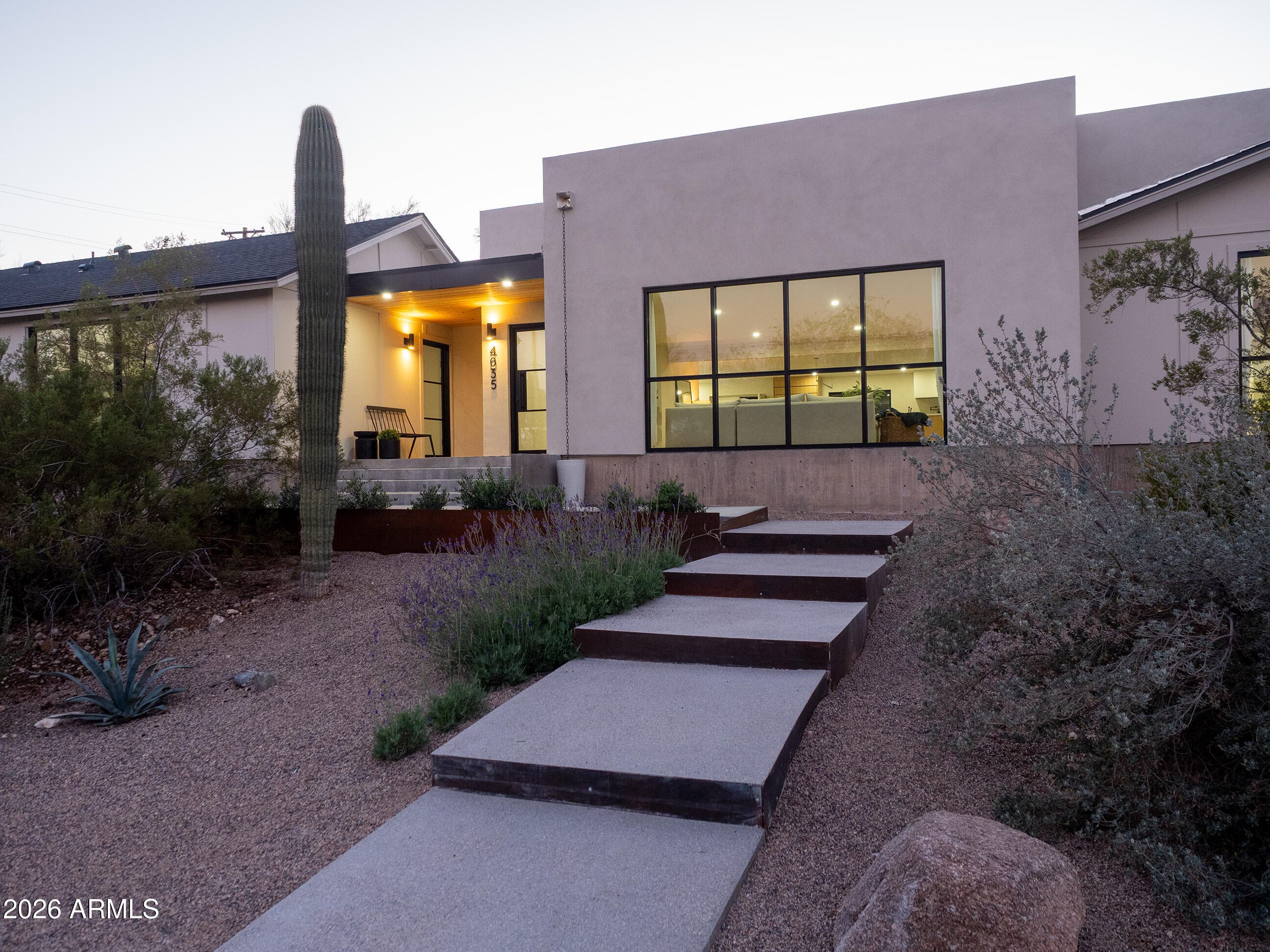 4035 E Mcdonald Dr — photo 2