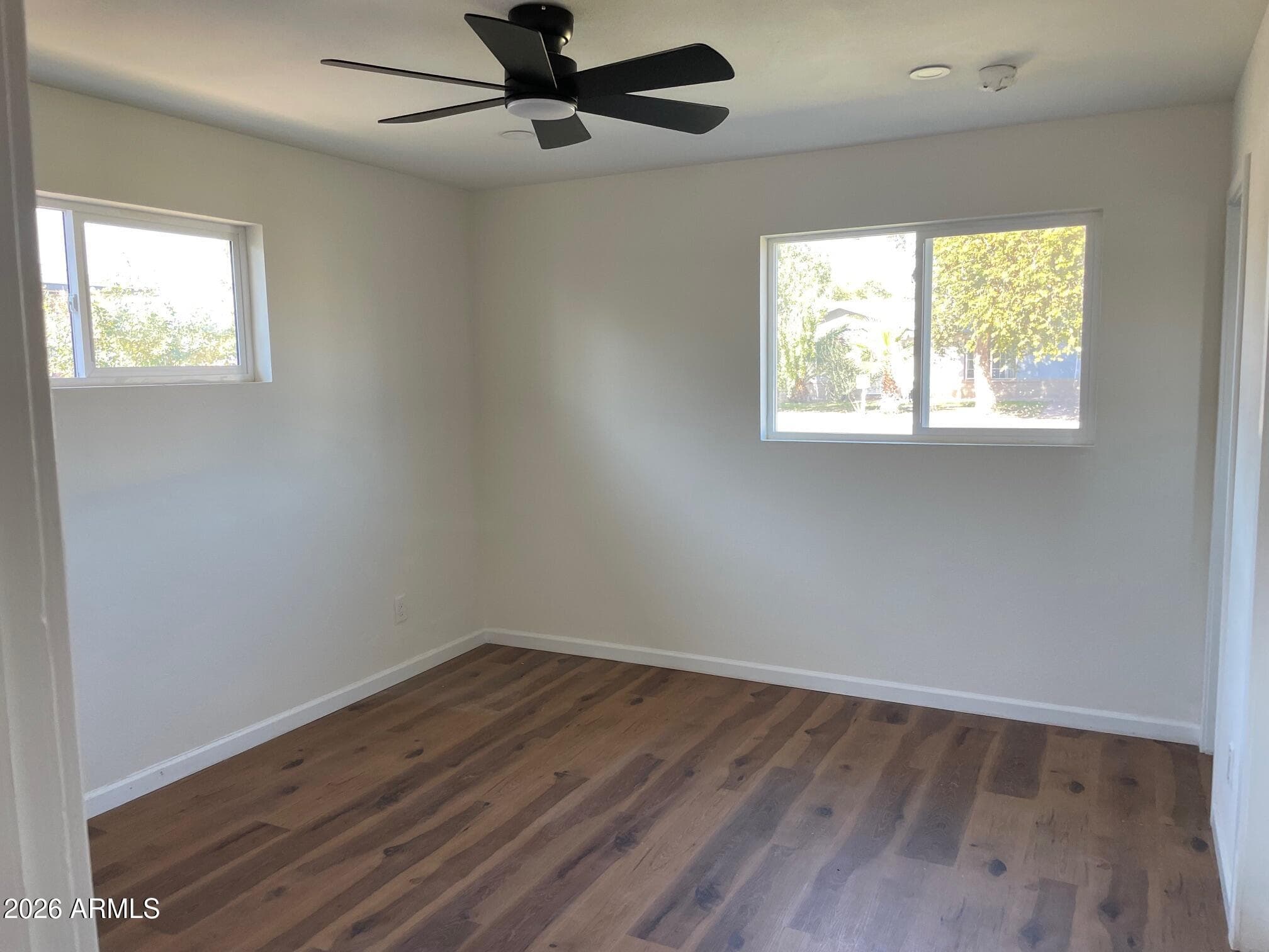 1819 W Morten Ave — photo 18