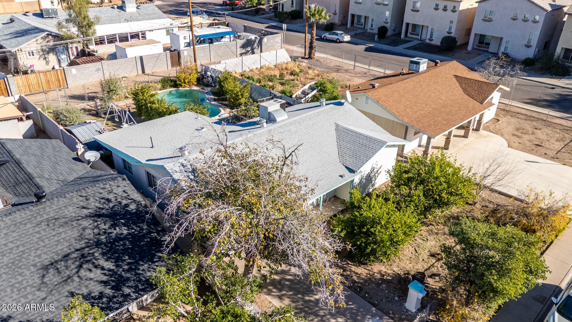 2136 E Lemon St — photo 1