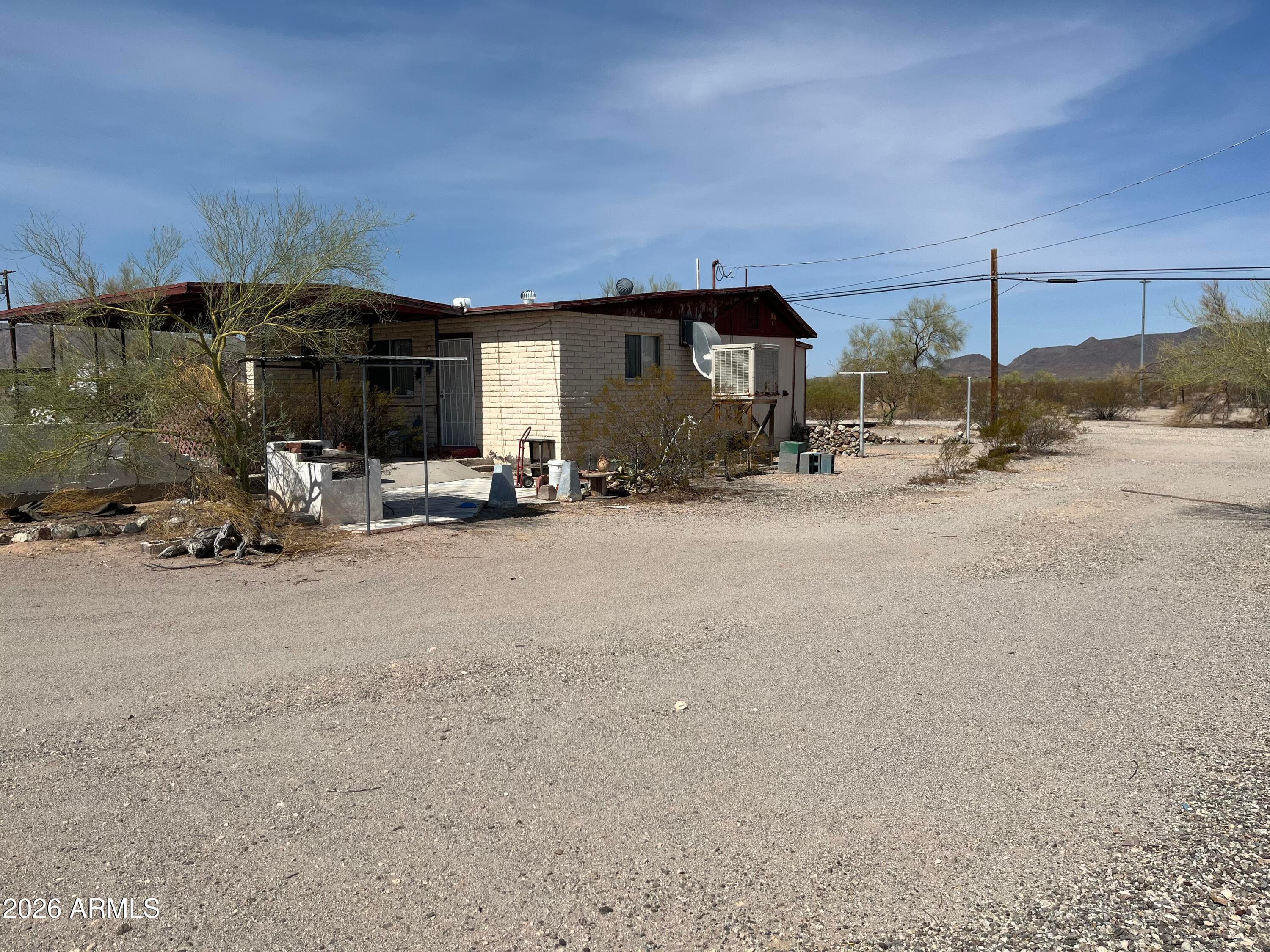 3610 N ELLIOTT RD - See more photos