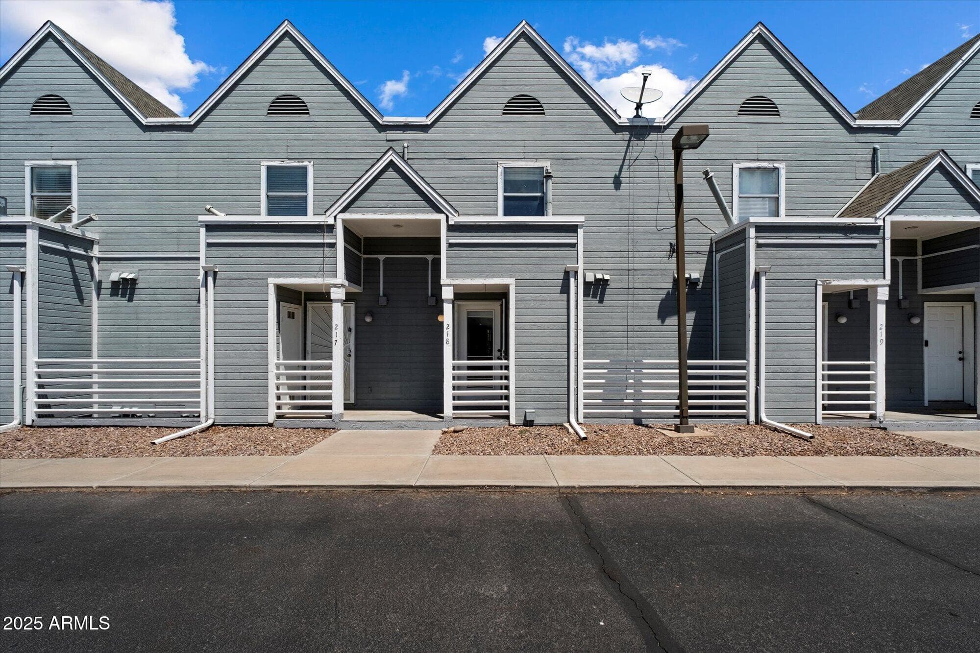 1505 N Center St 218 — photo 2