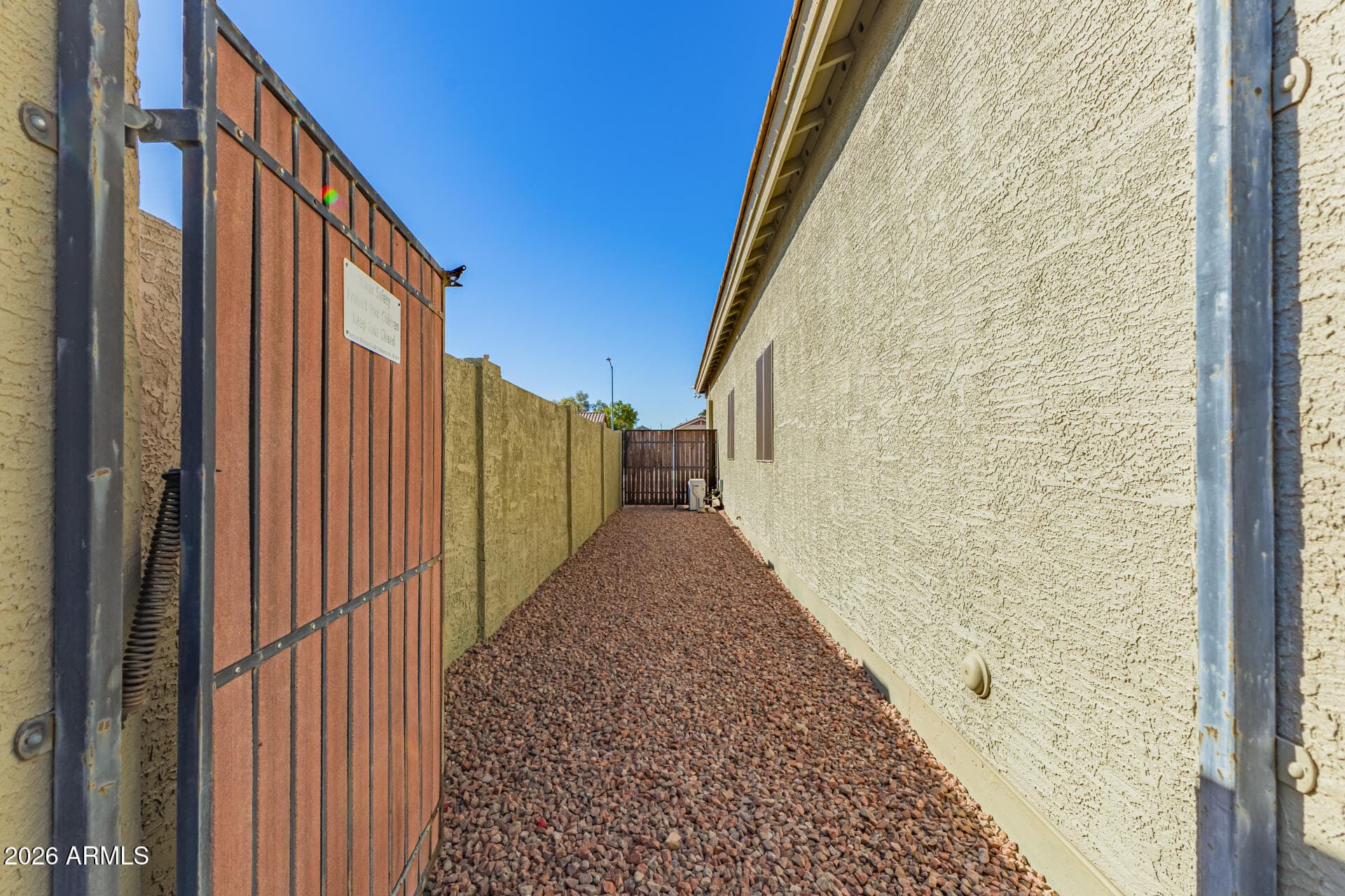 16537 N Oachs Dr — photo 34