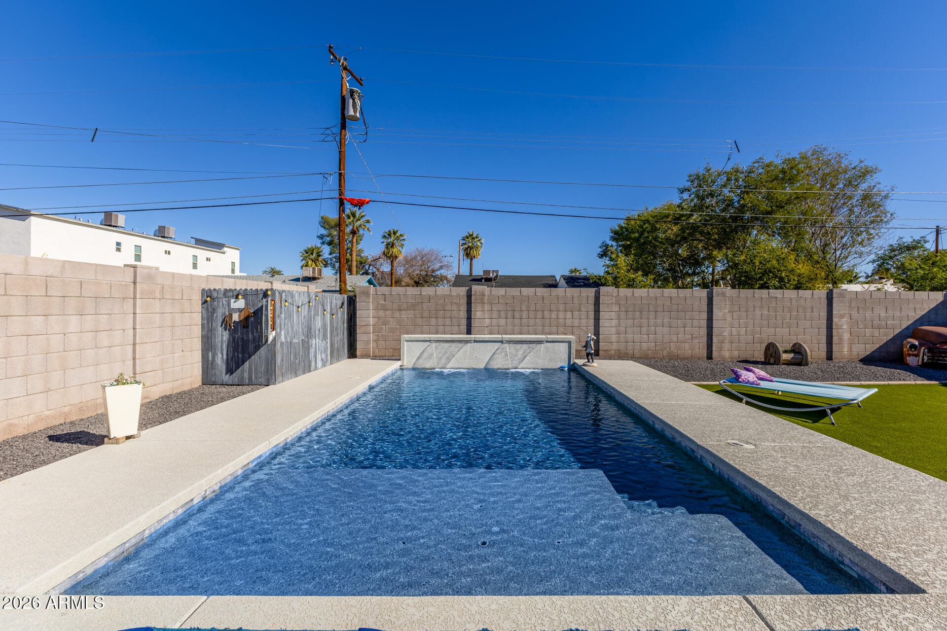 2621 N 30th Pl — photo 37