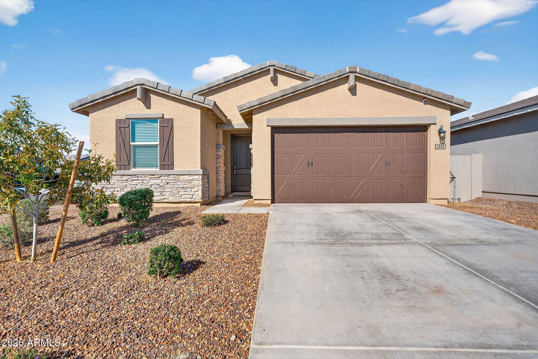 2898 E Kim Dr — photo 1