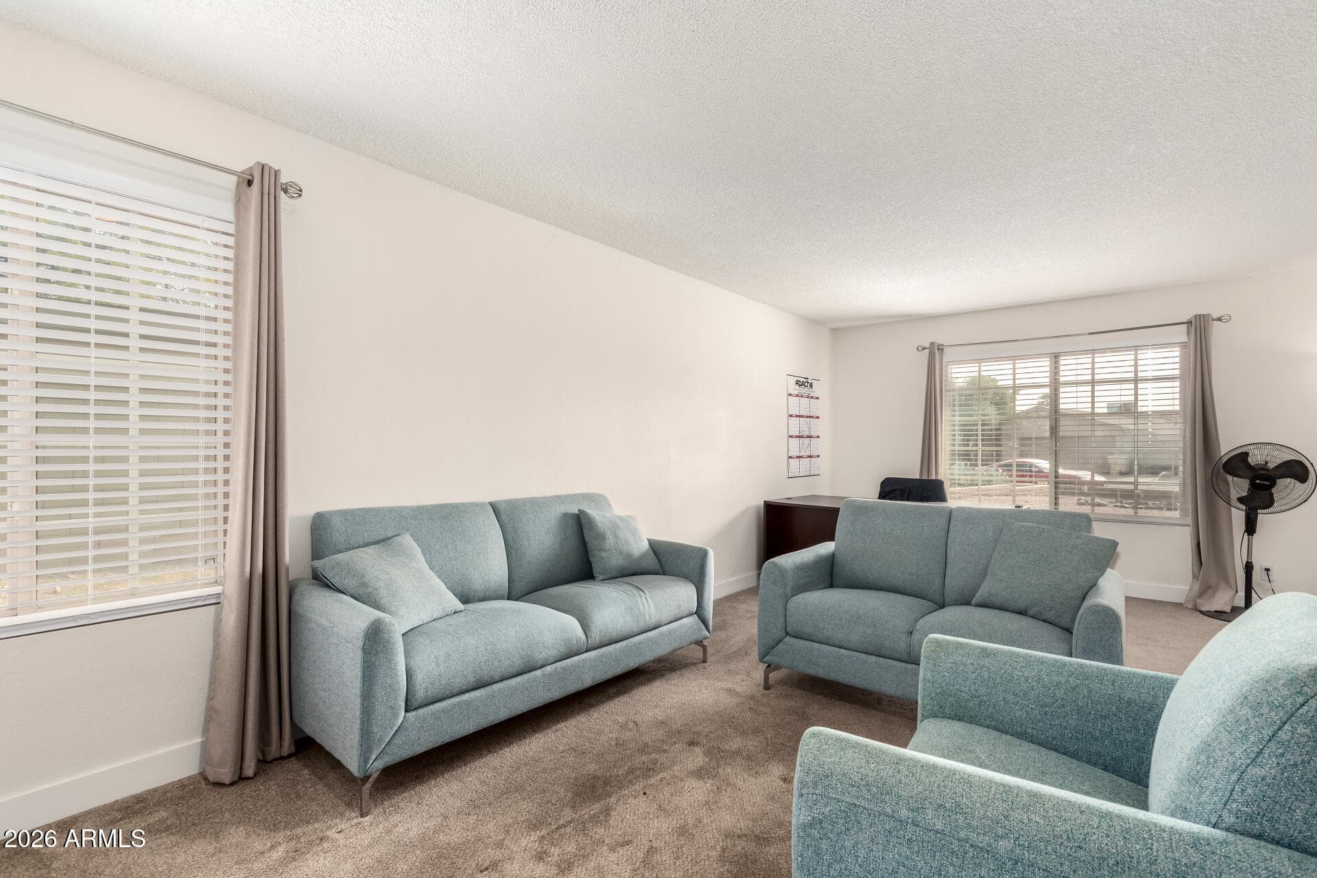 4942 W Townley Ave — photo 2