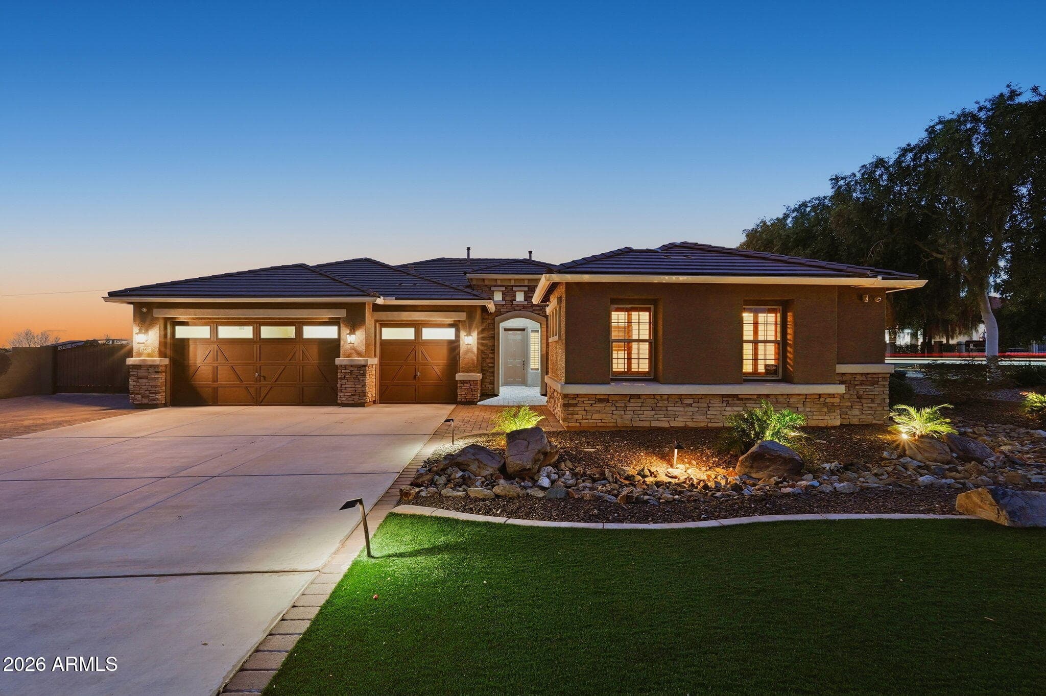 12823 W Keim Dr — photo 1