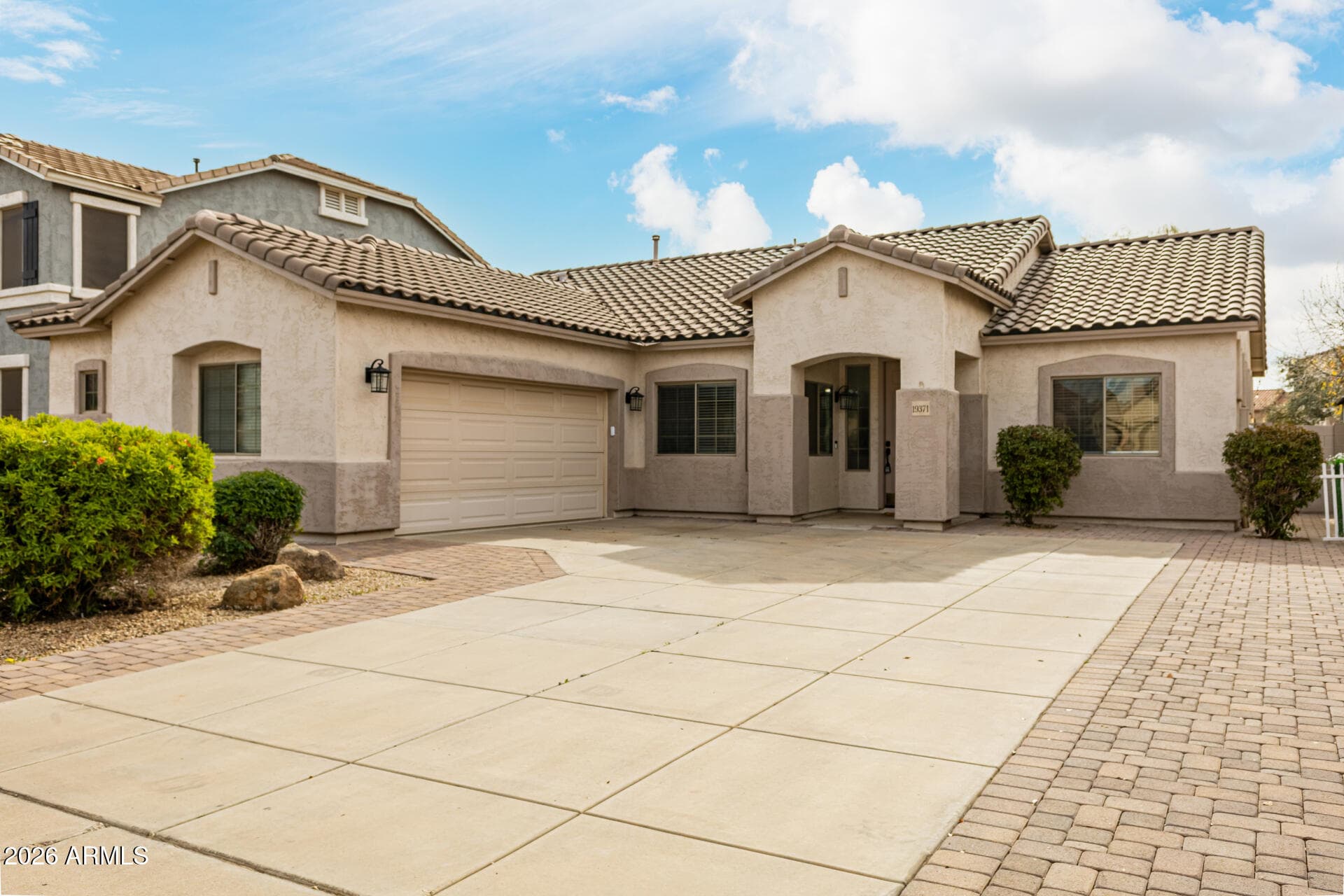 19371 E Carriage Way — photo 1