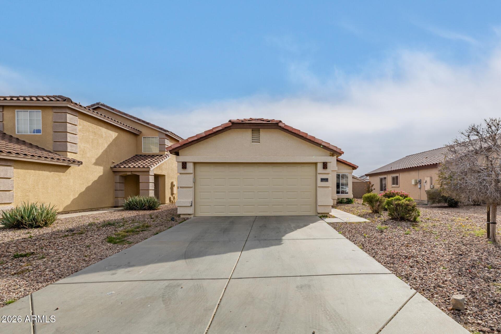 22833 W Cantilever St — photo 1