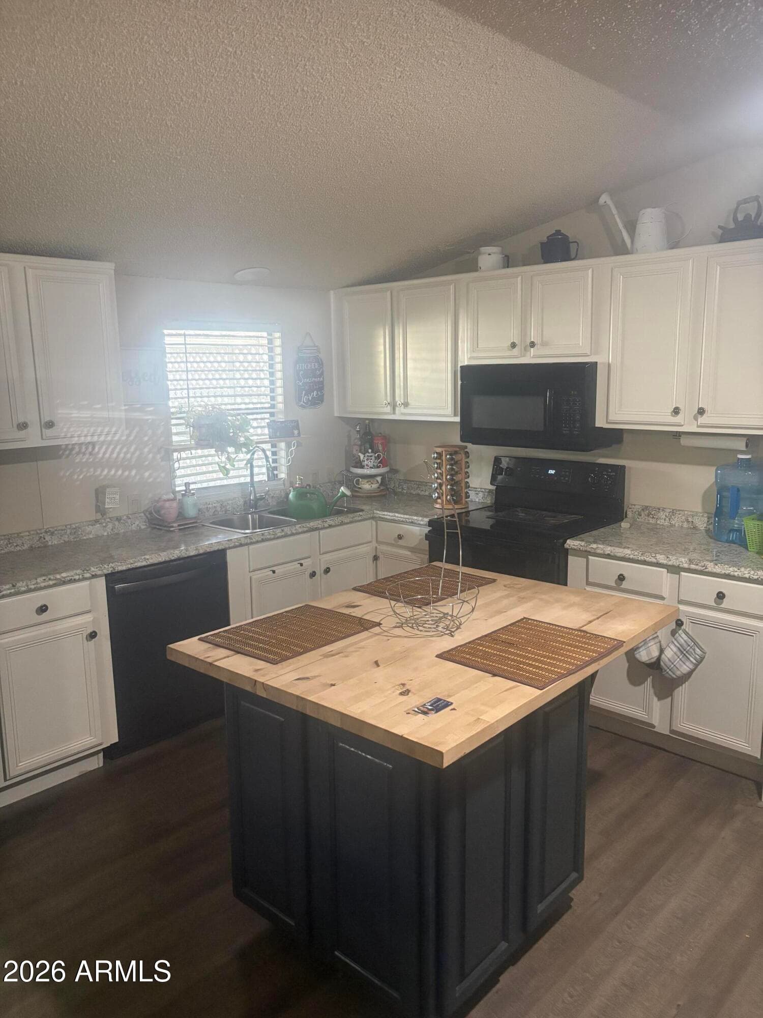 3330 E Main St 409 — photo 36