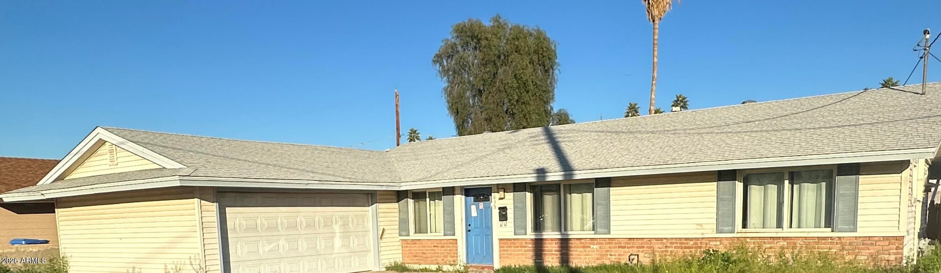 5035 N 39th Dr — photo 2