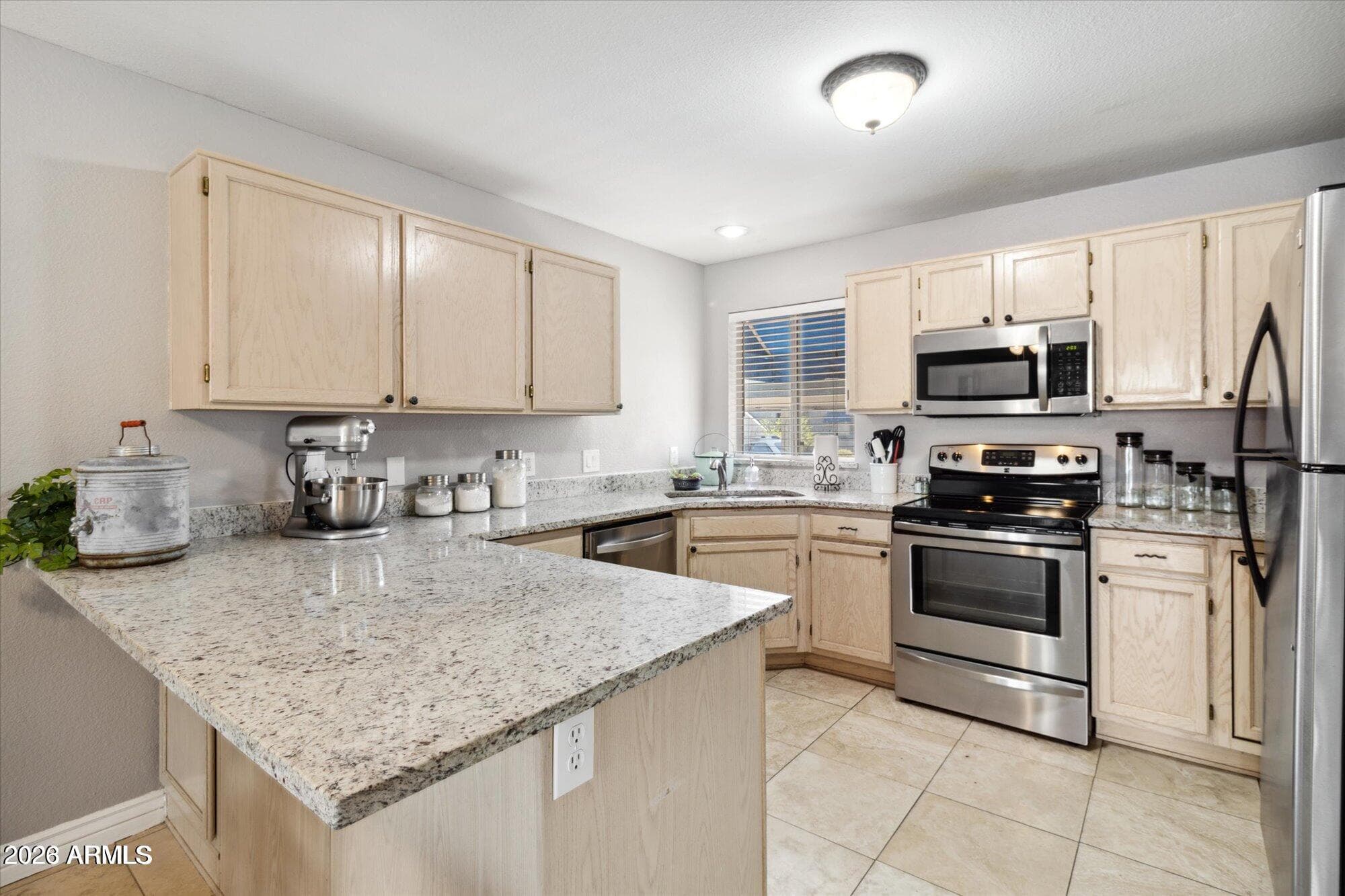 220 N 22nd Pl 1011 — photo 1
