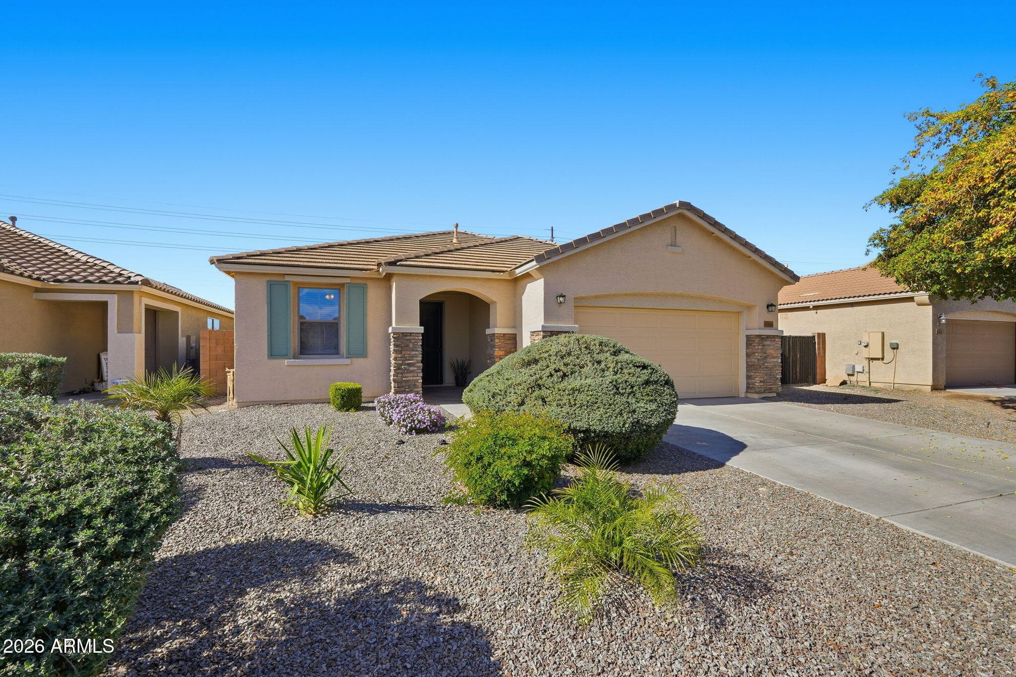 35304 N Murray Grey Dr — photo 2