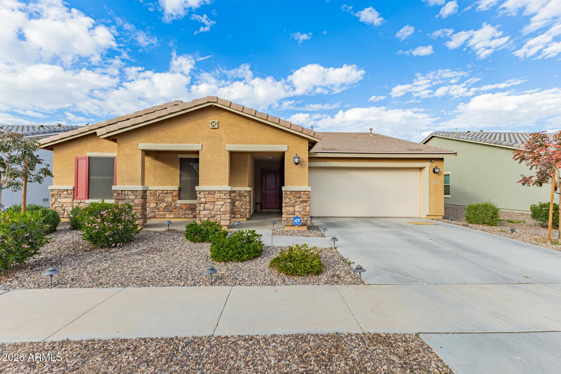 11418 W La Reata Ave — photo 1