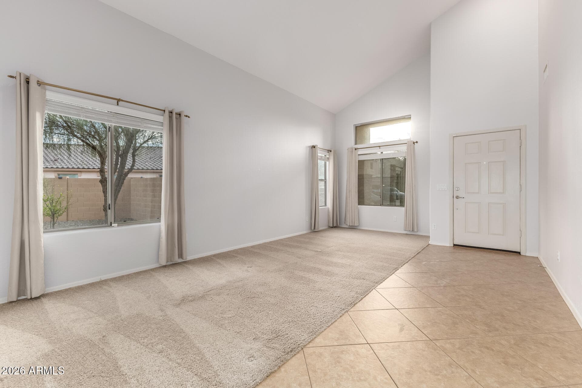 782 W Thunderbird Ct — photo 2