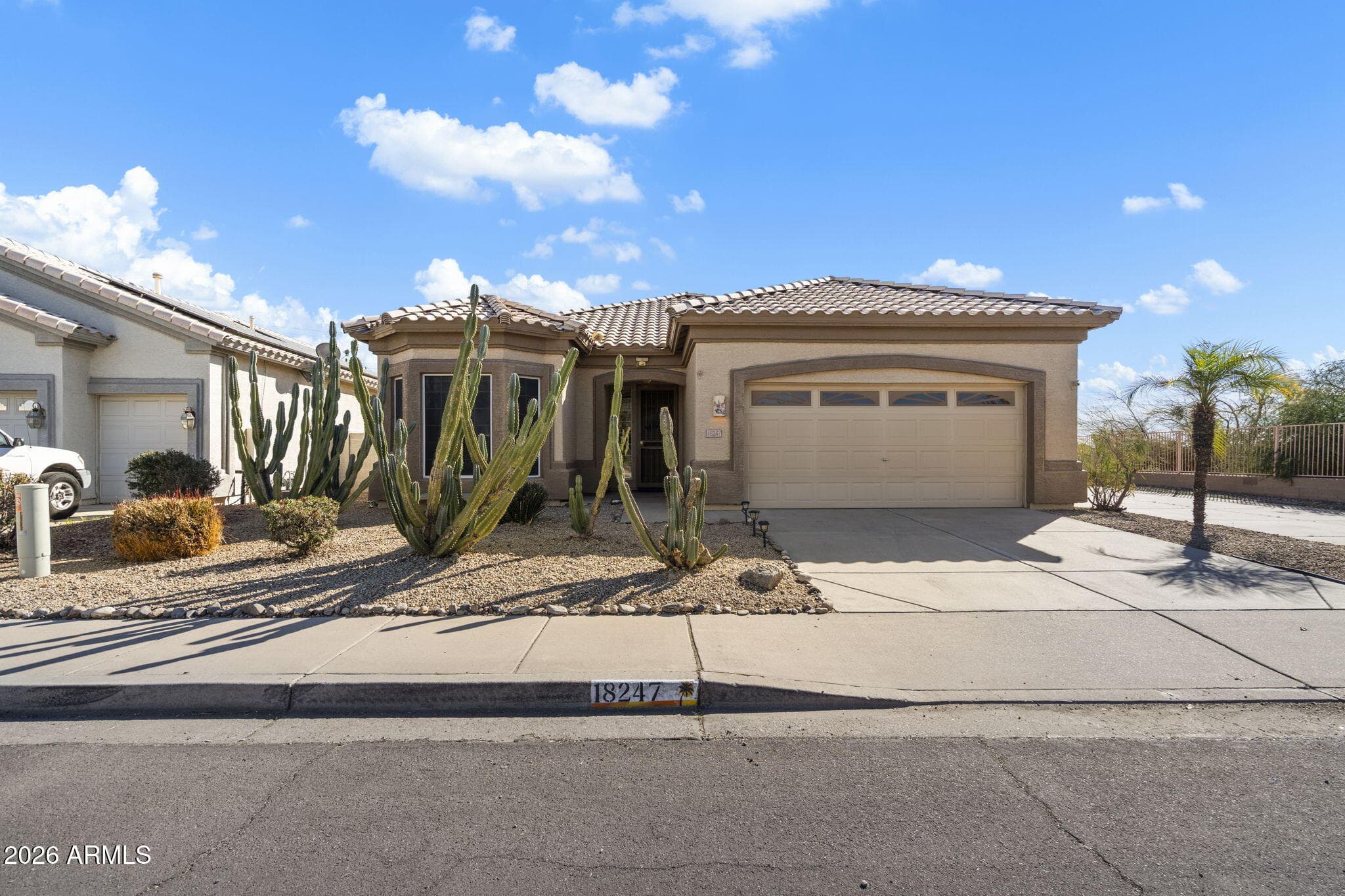 18247 N Coyote Lakes Parkway — photo 2