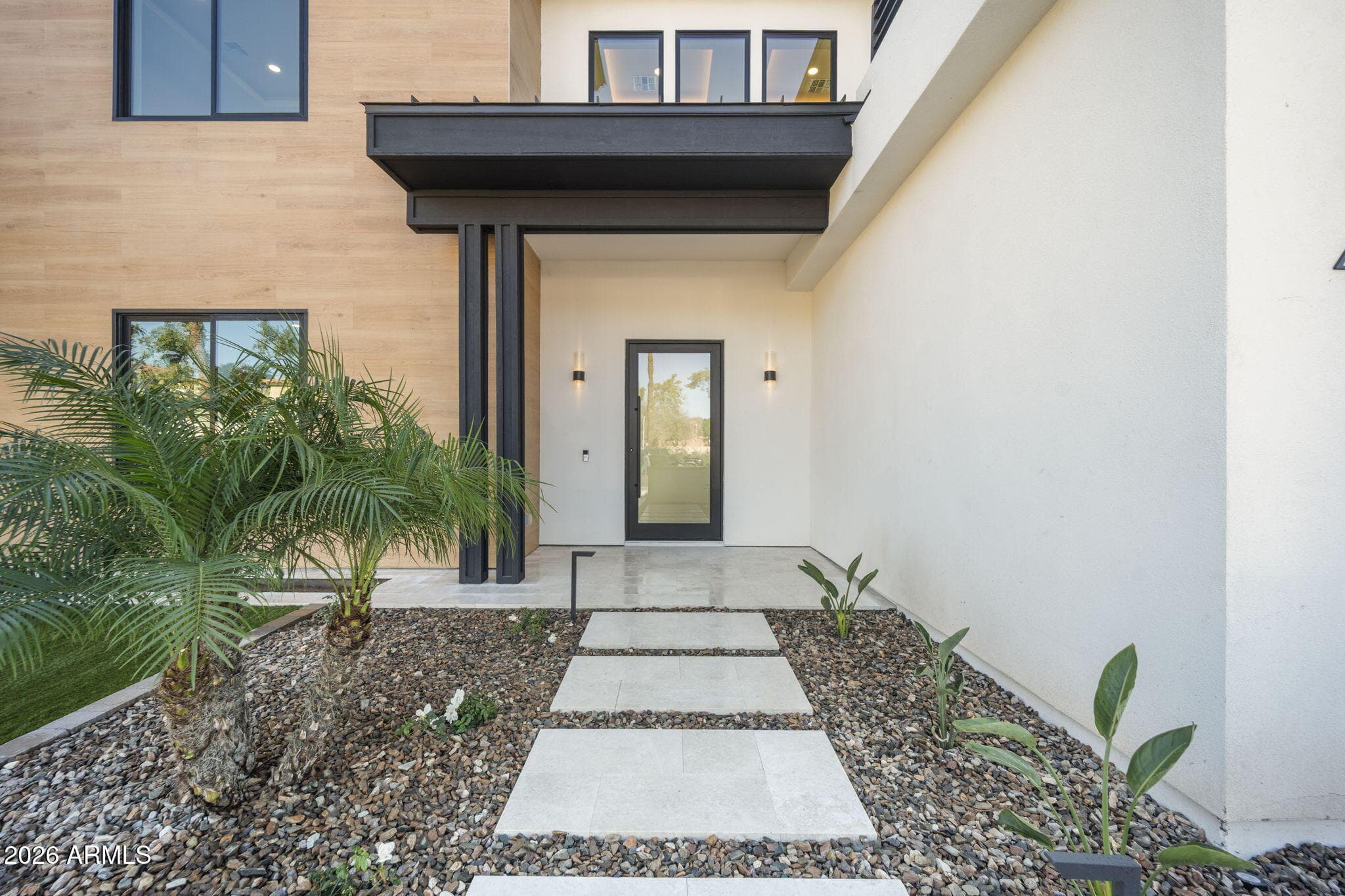 4227 E Campbell Ave — photo 2