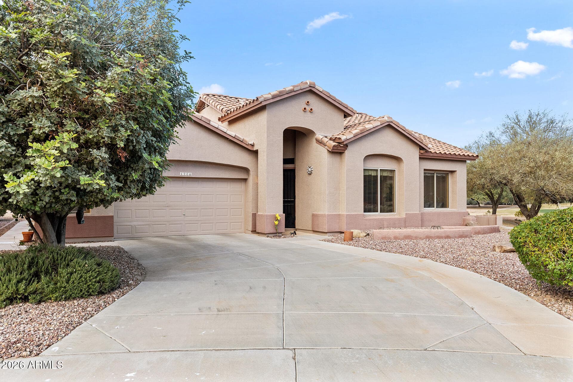 4906 S Verbena Ave — photo 2