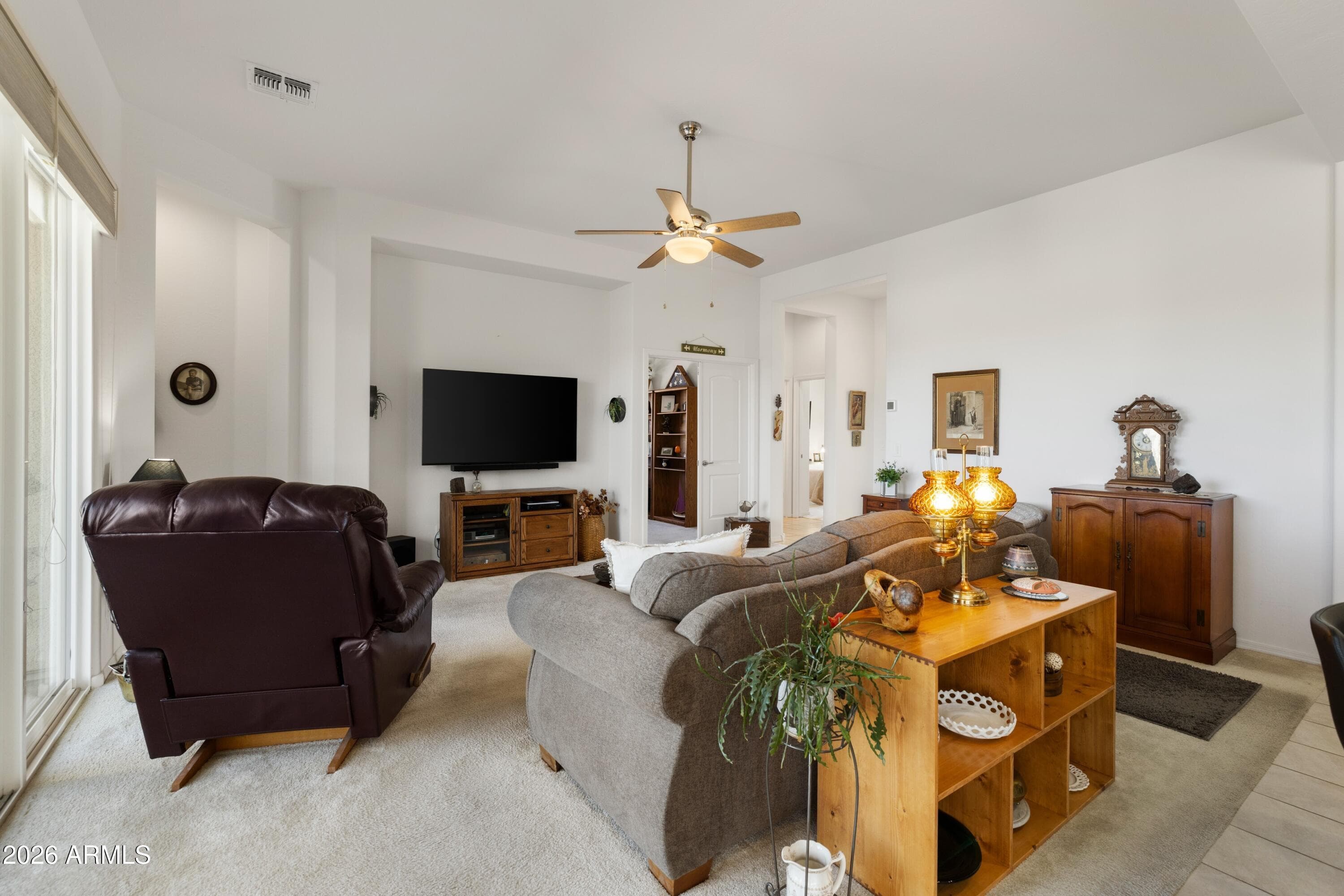 966 N DIAZ ST - Photo 4