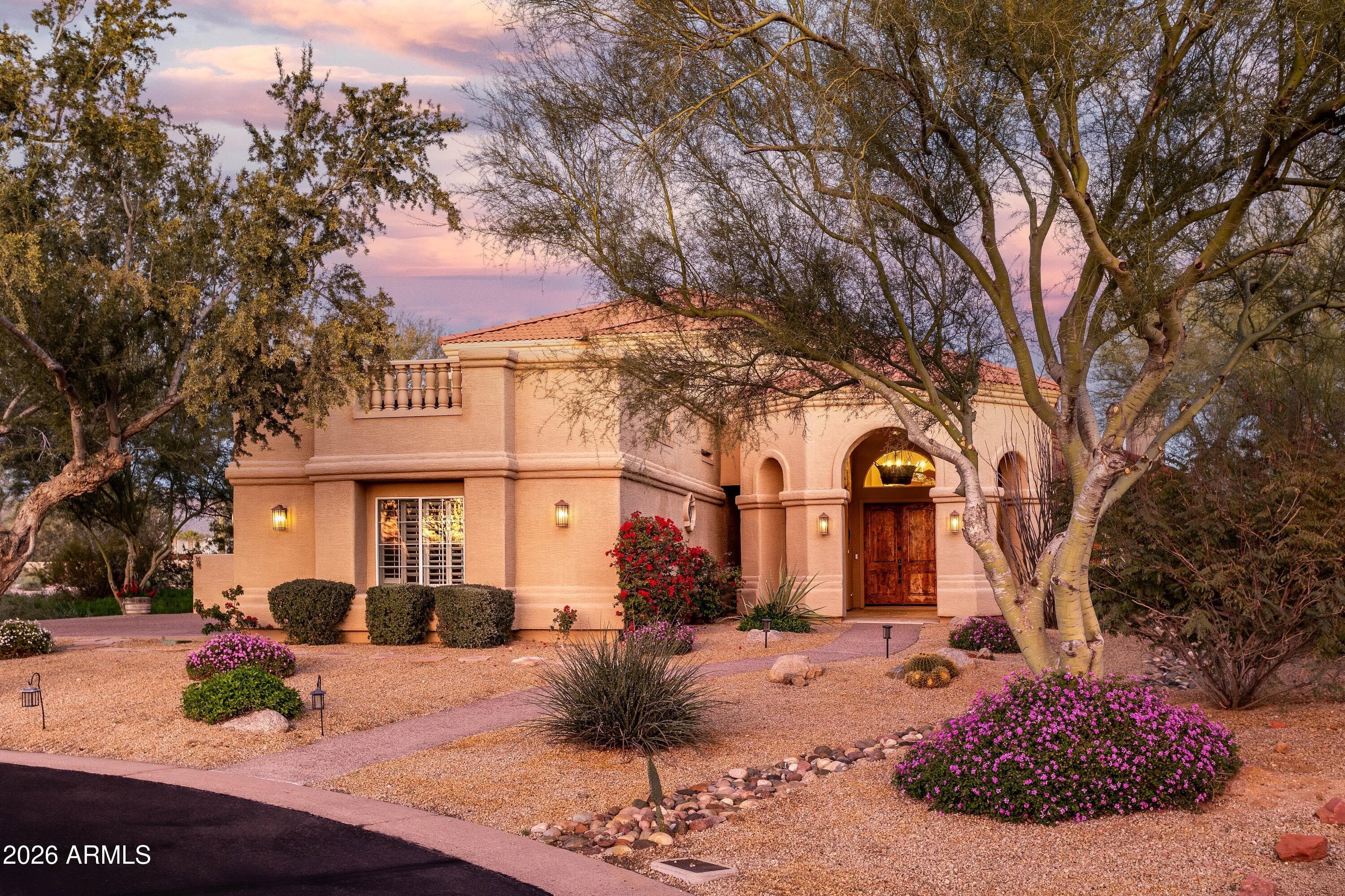 4727 E Rancho Caliente Dr — photo 1