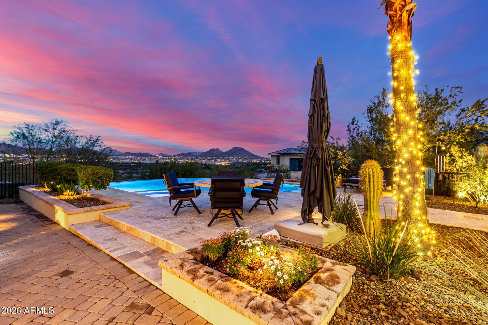 8337 W EL CORTEZ PL - Photo 3