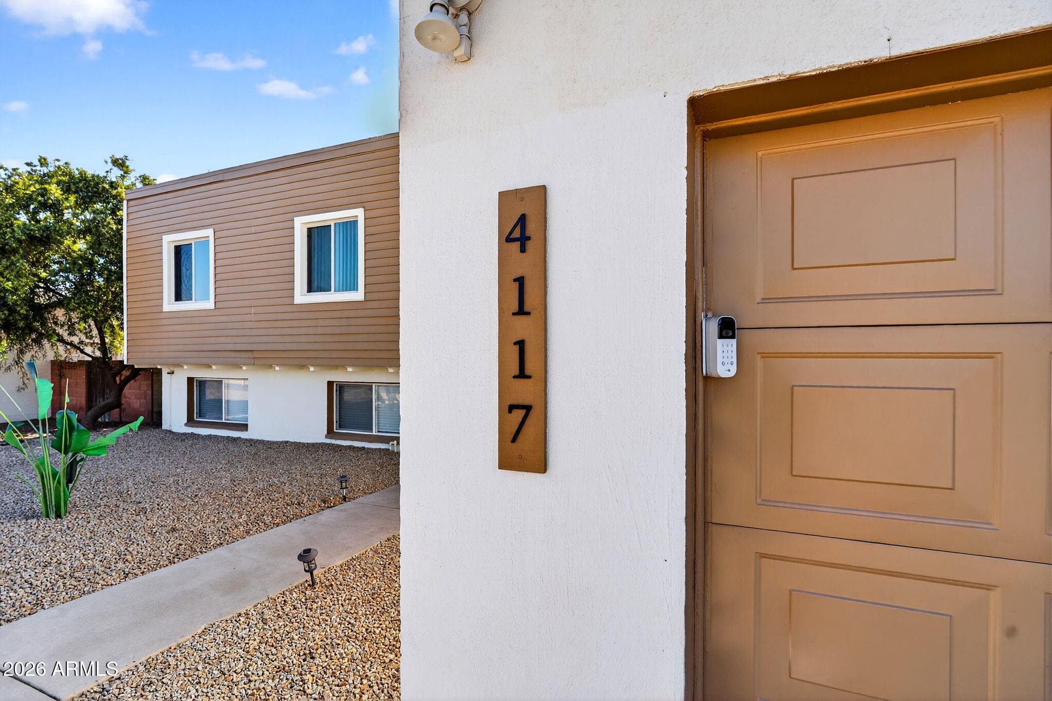 4117 W San Juan Ave — photo 2