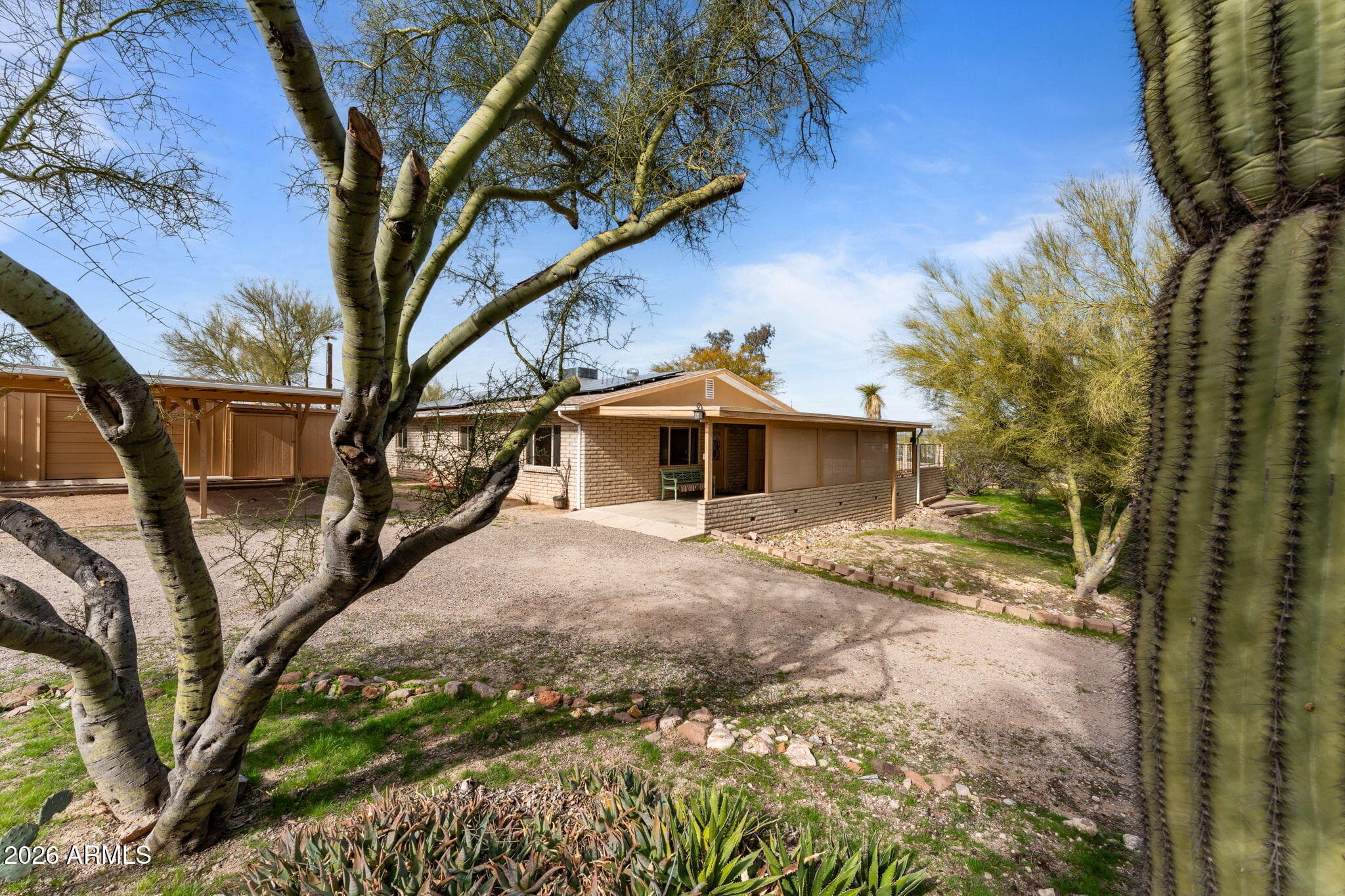 450 N Los Altos Dr — photo 2