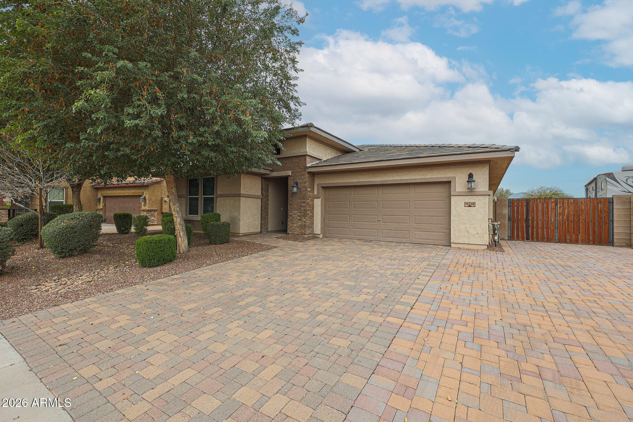 18248 W Montecito Ave — photo 1