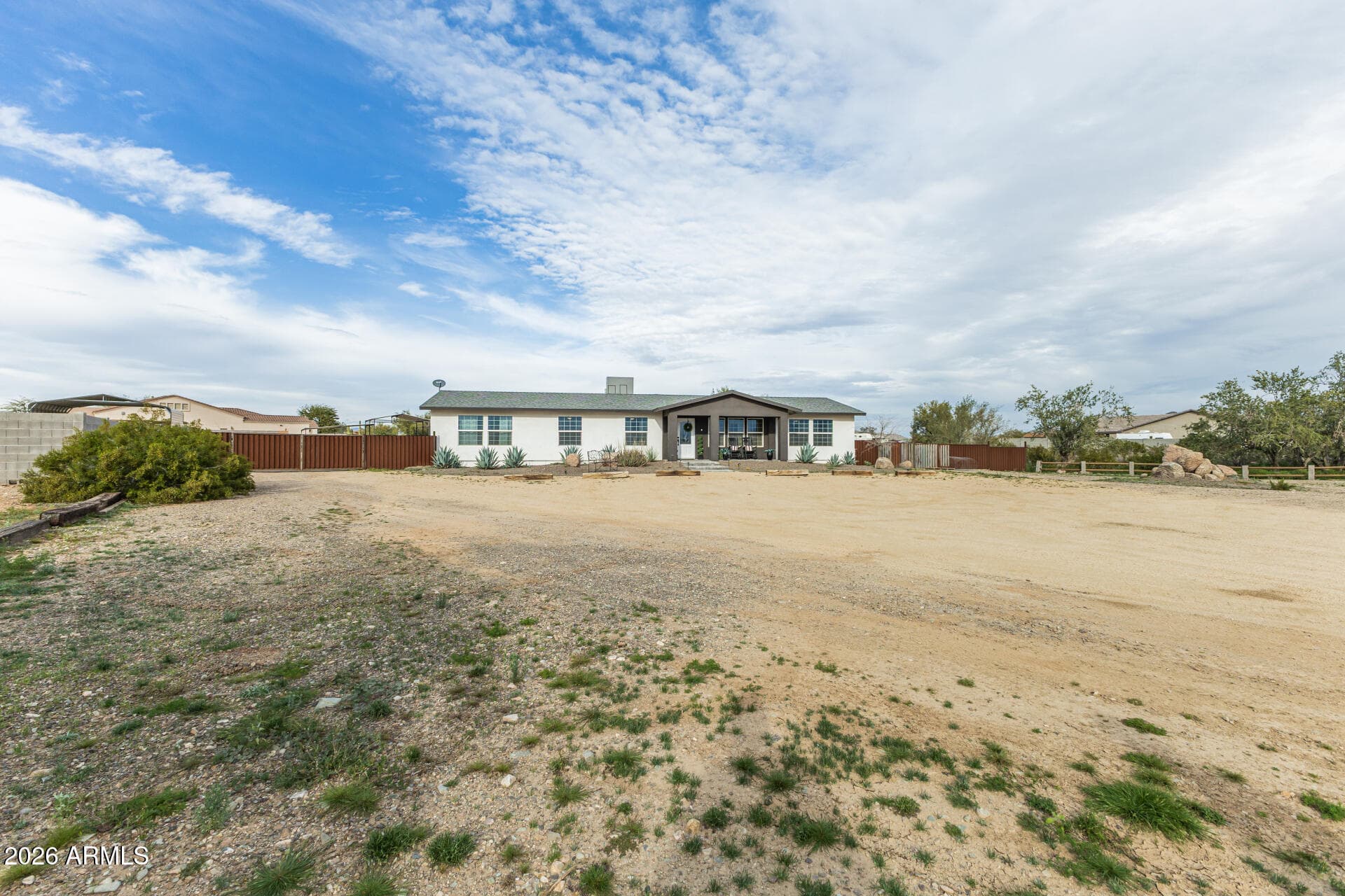 16732 W White Wing Rd — photo 2