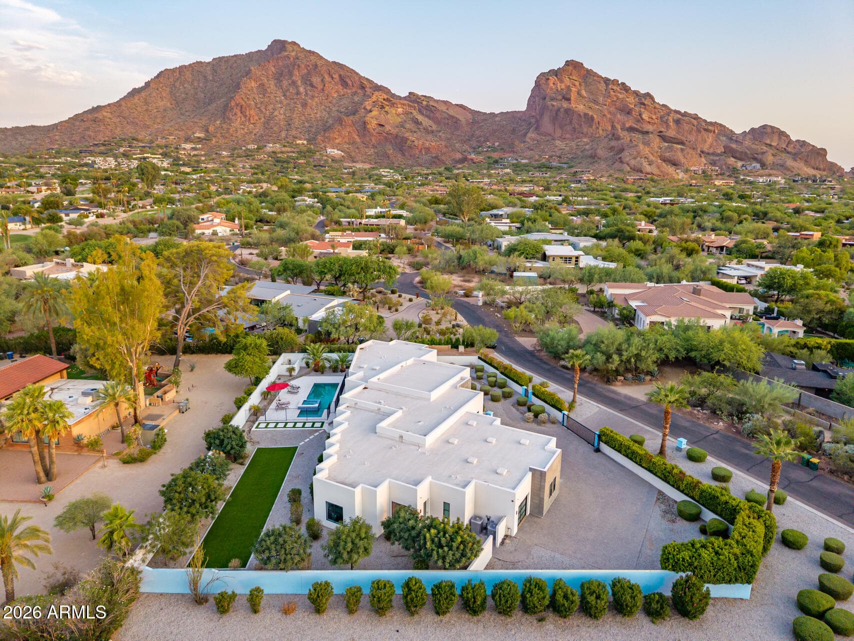 6321 N Camelback Manor Dr — photo 43