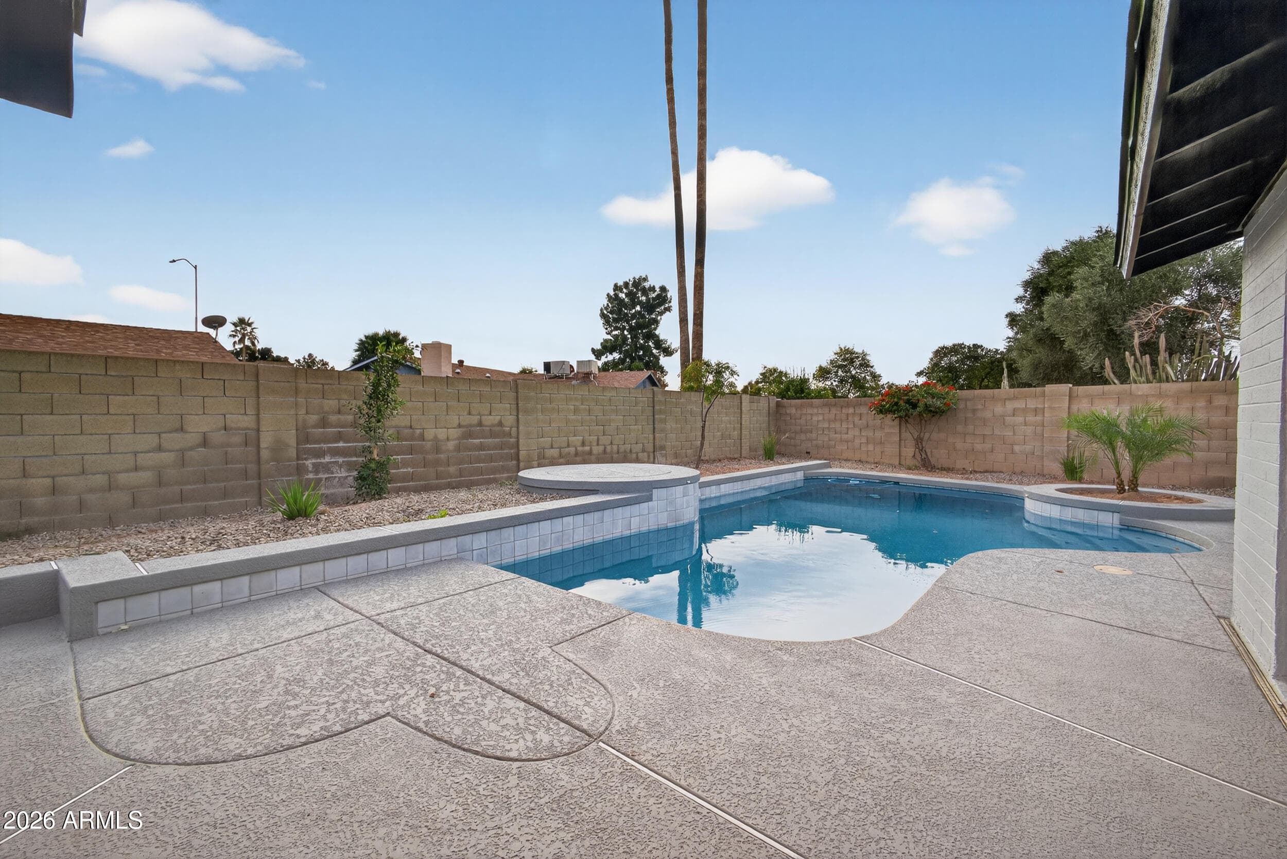 2717 W Medina Ave — photo 17