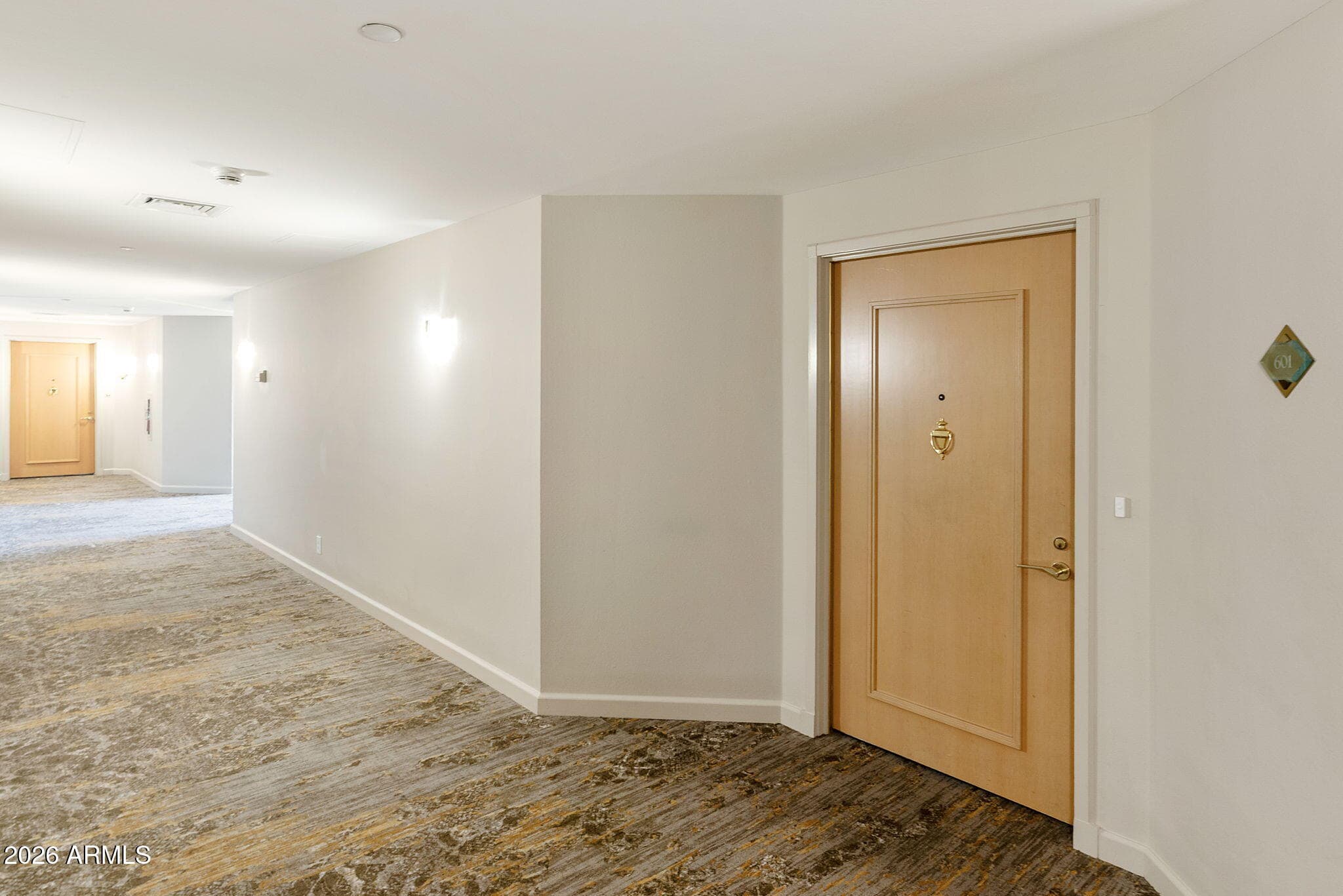 1040 E OSBORN RD - Photo 3