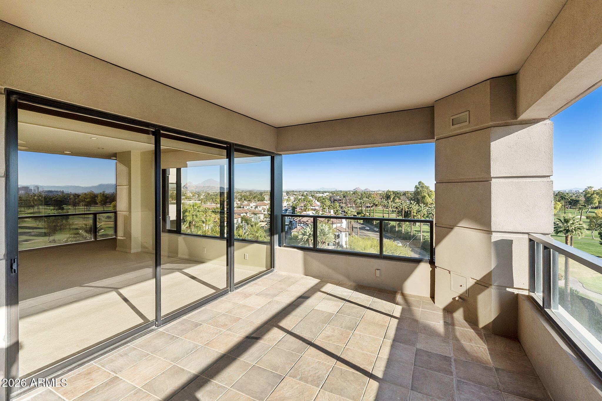 1040 E OSBORN RD - Photo 4
