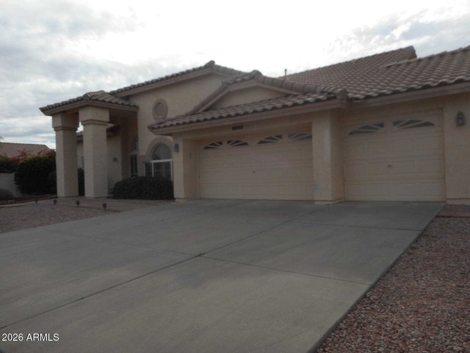 8437 W Rose Pilar Ct — photo 2