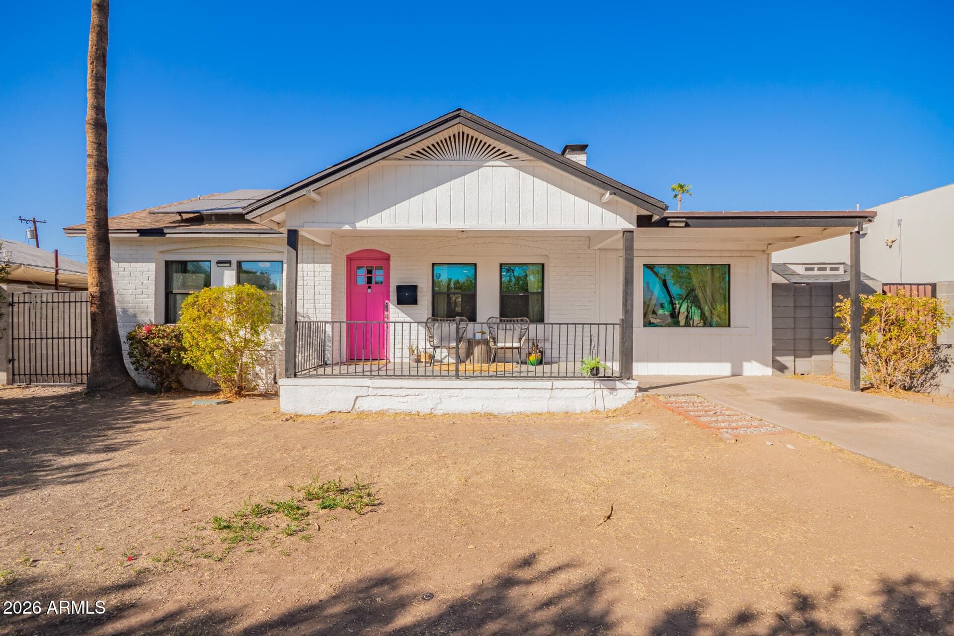 2320 E Harvard St — photo 1