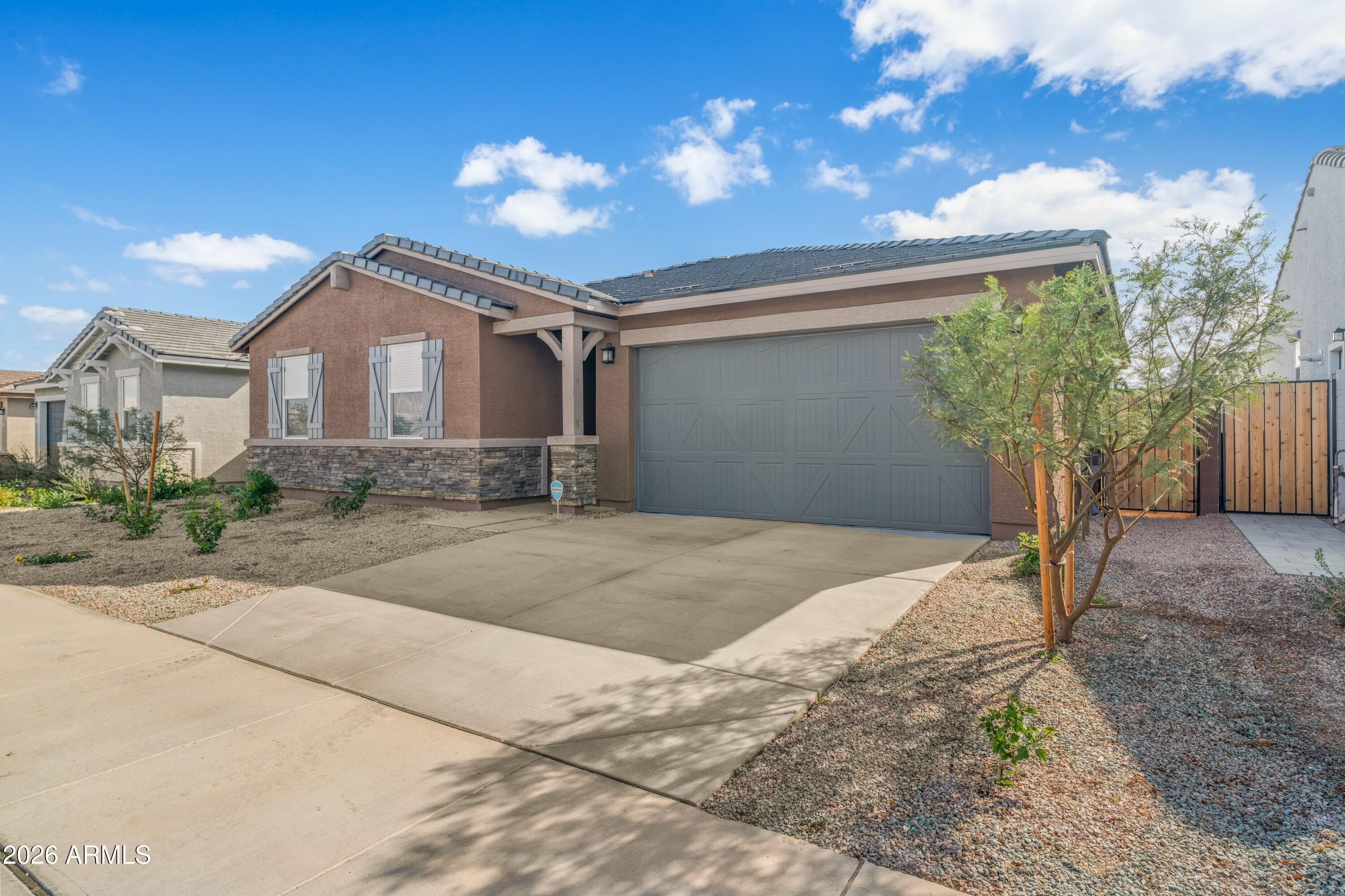 17709 W Ford St — photo 32