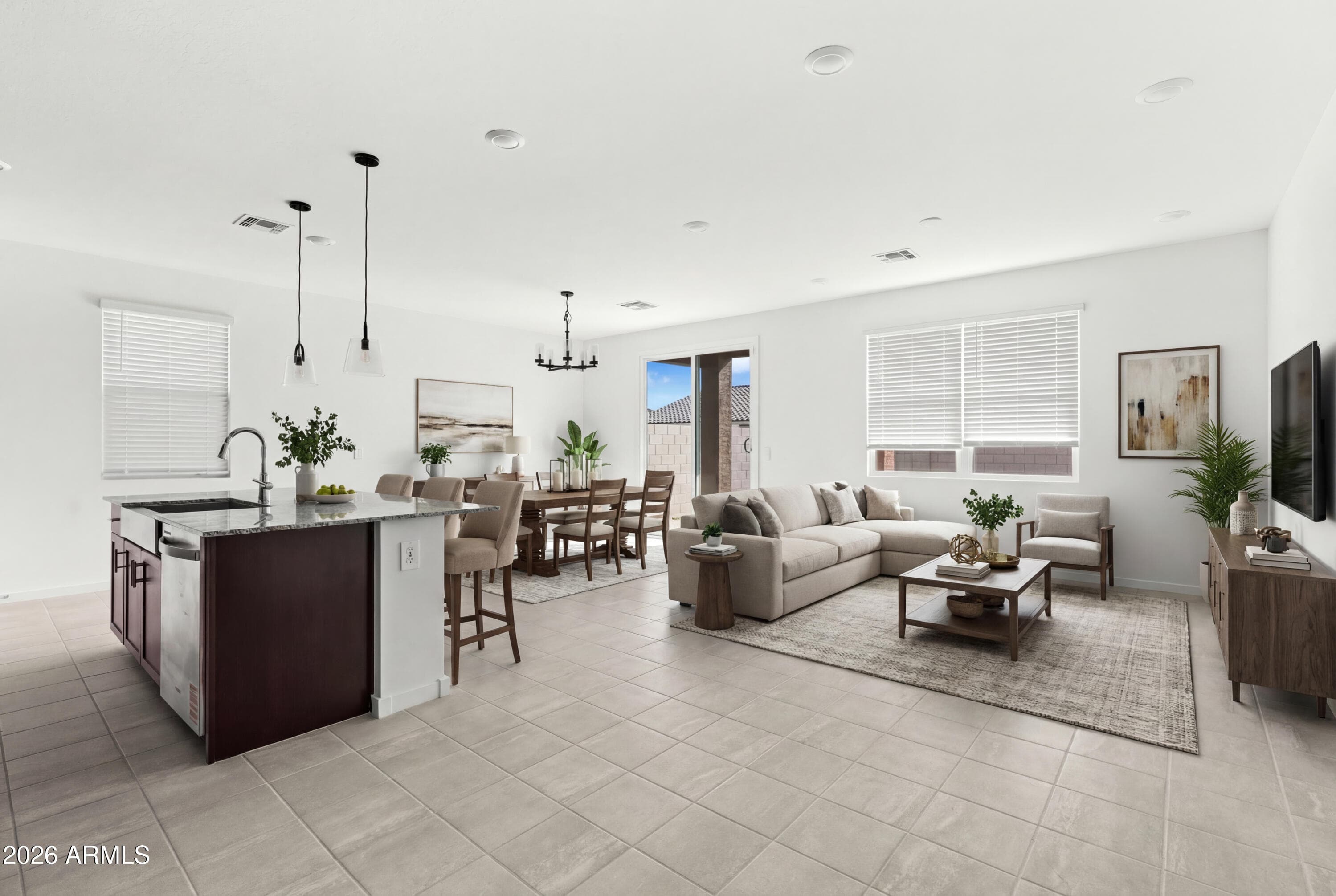 17709 W Ford St — photo 2