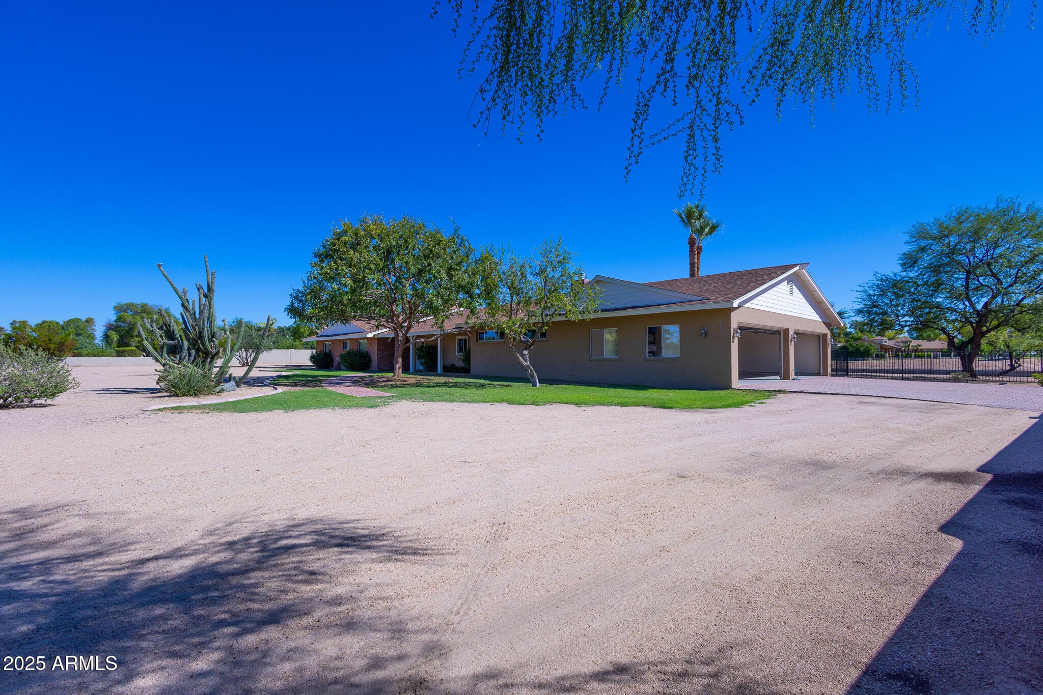 10637 N Sundown Ne Dr — photo 2