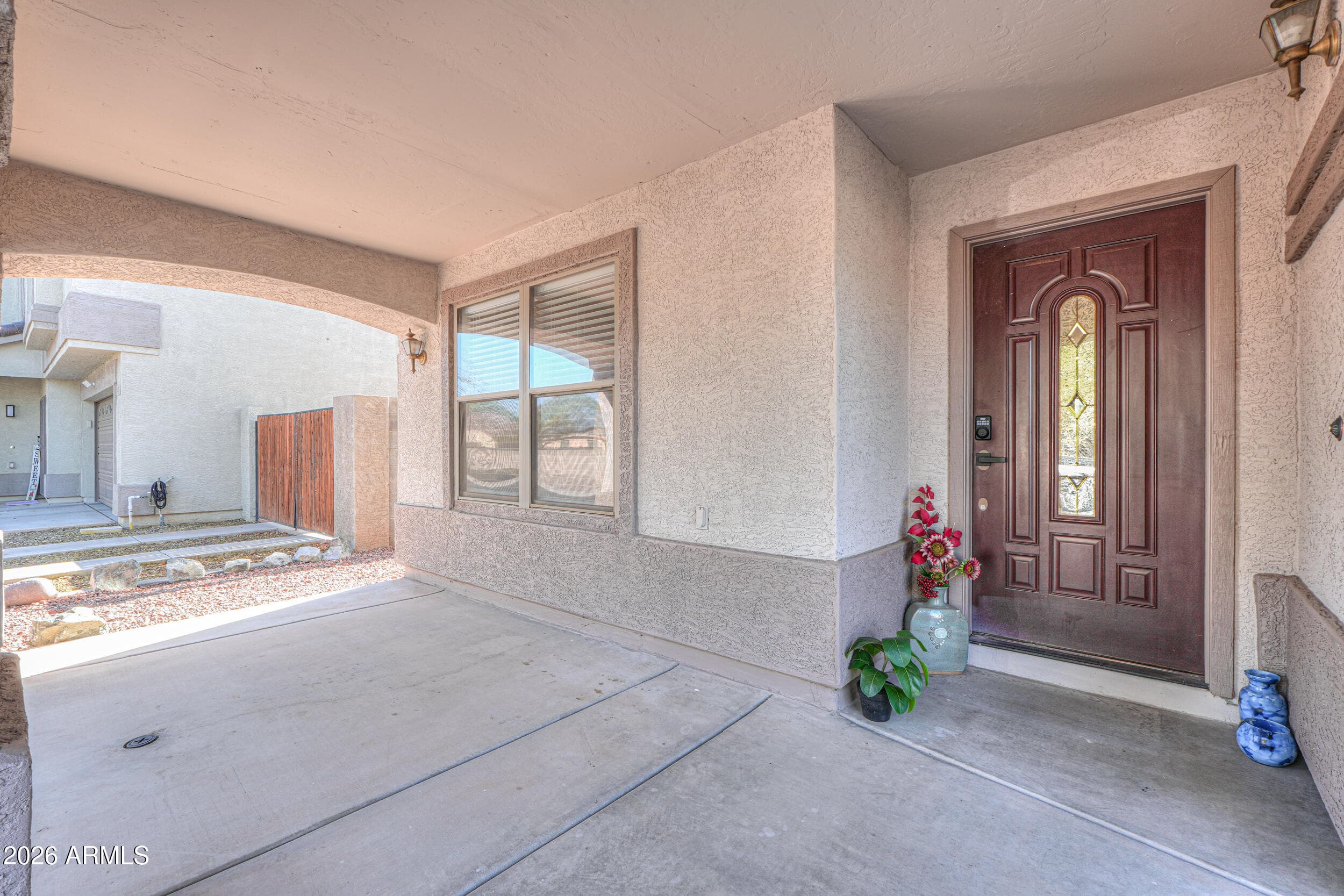 533 W PRICKLY PEAR DR - Photo 4
