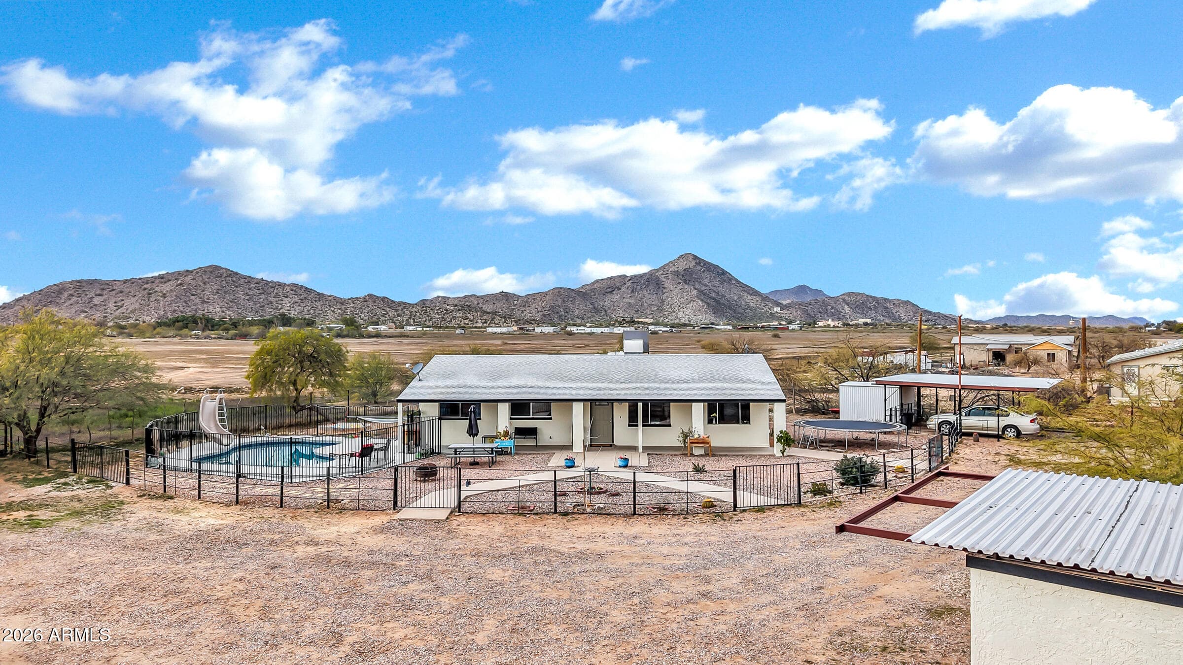 6618 N EVANS RD - Photo 1