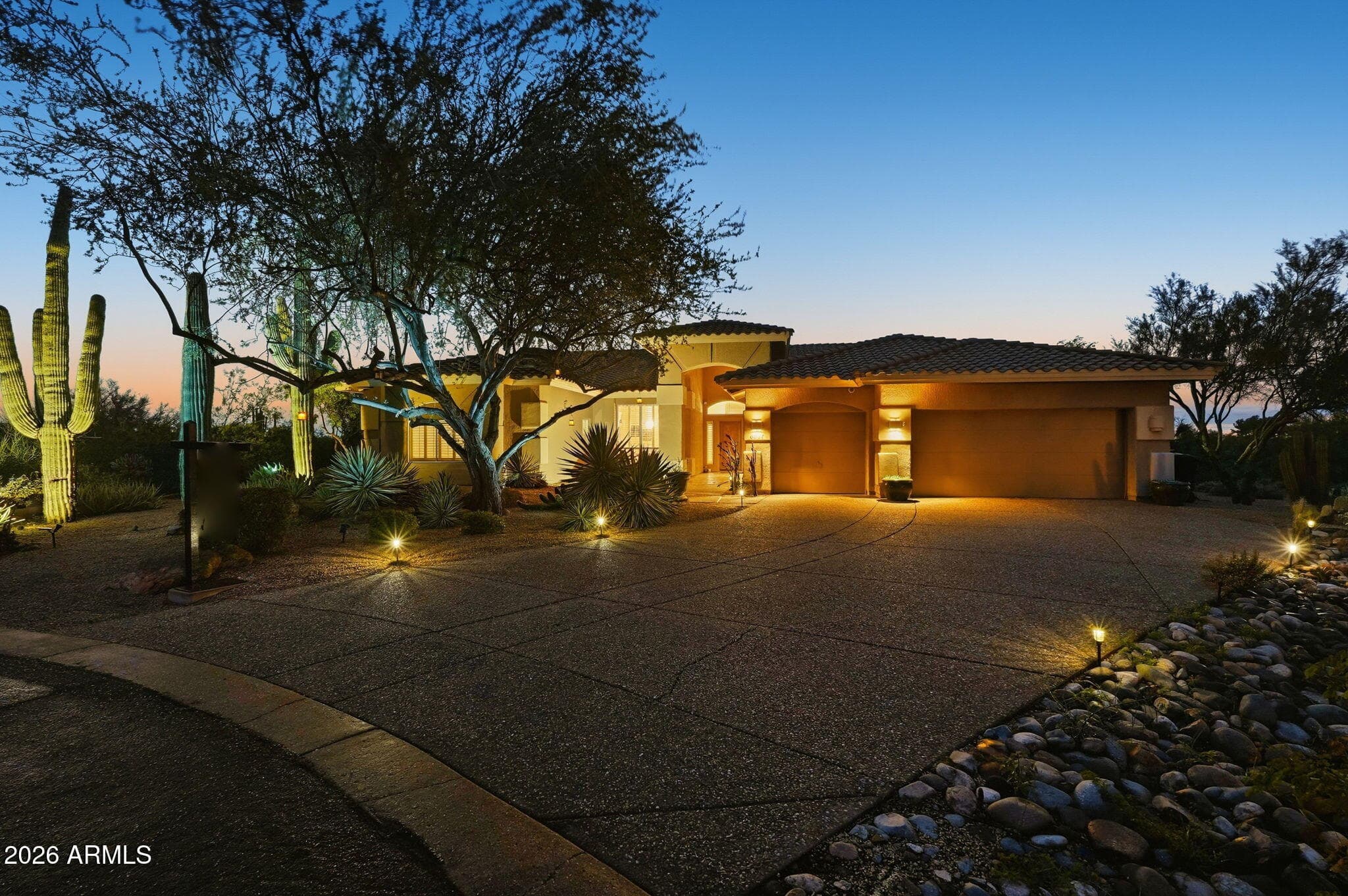 6807 E Bobwhite Way — photo 1