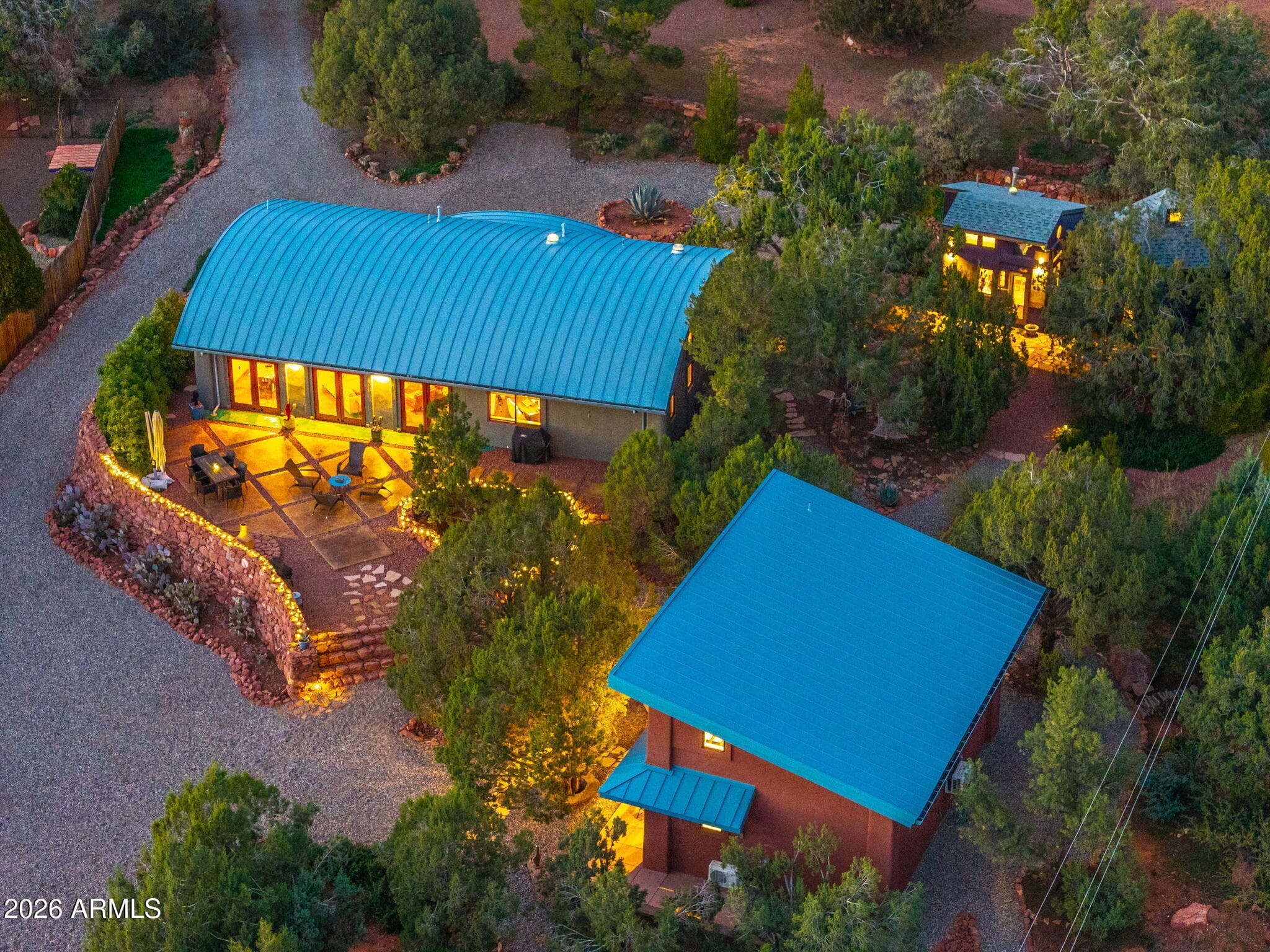 230 TABLE TOP RD - Photo 3