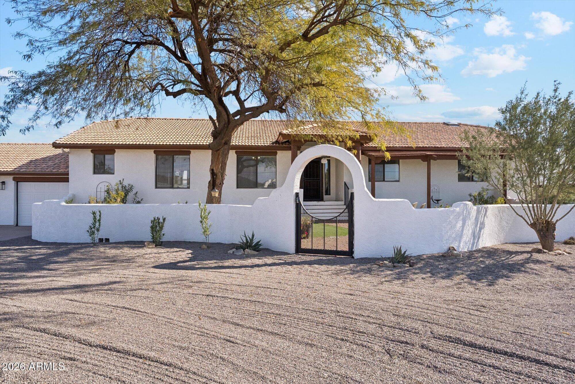 12135 N Faldale Rd — photo 1