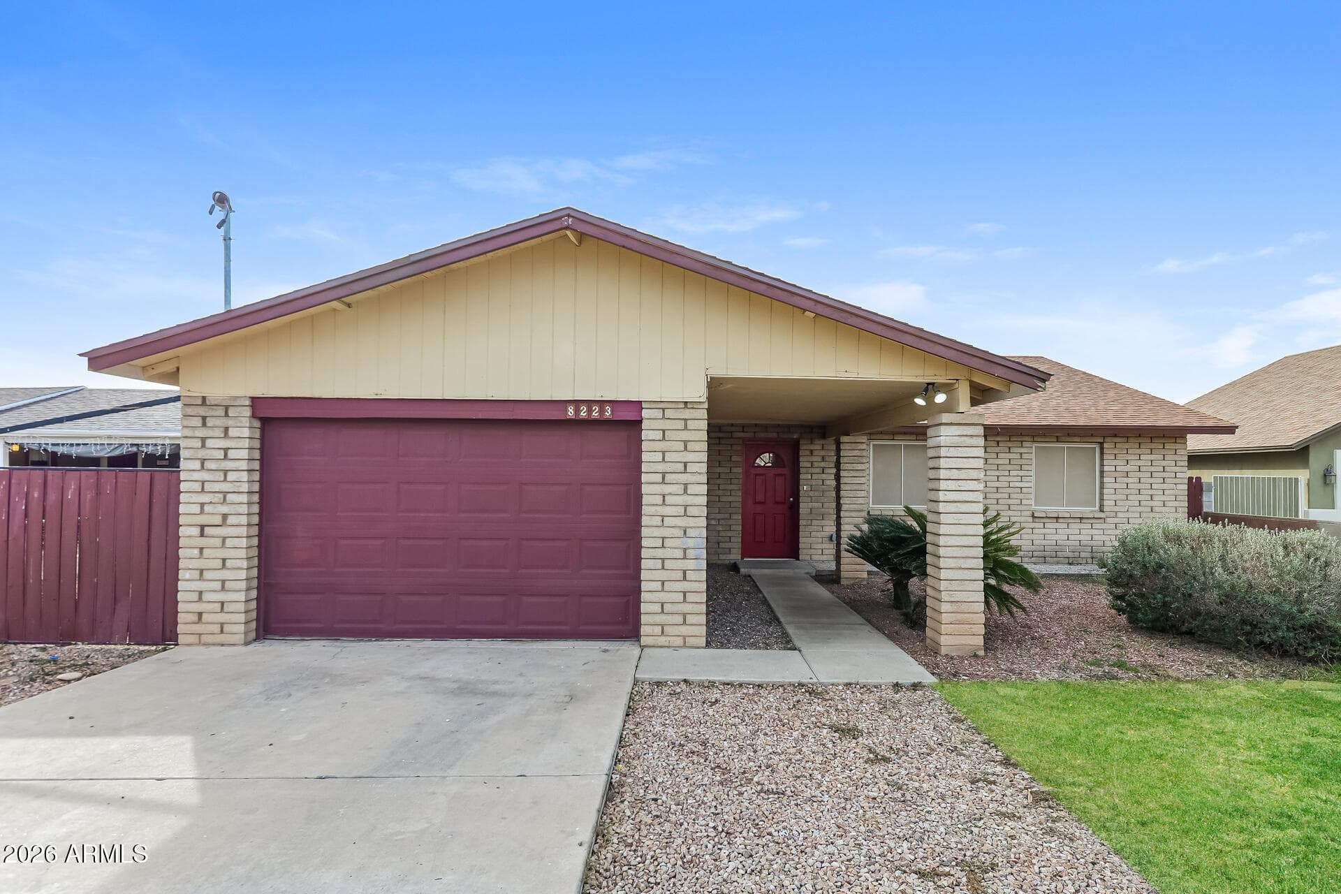 8223 W Roosevelt St — photo 1