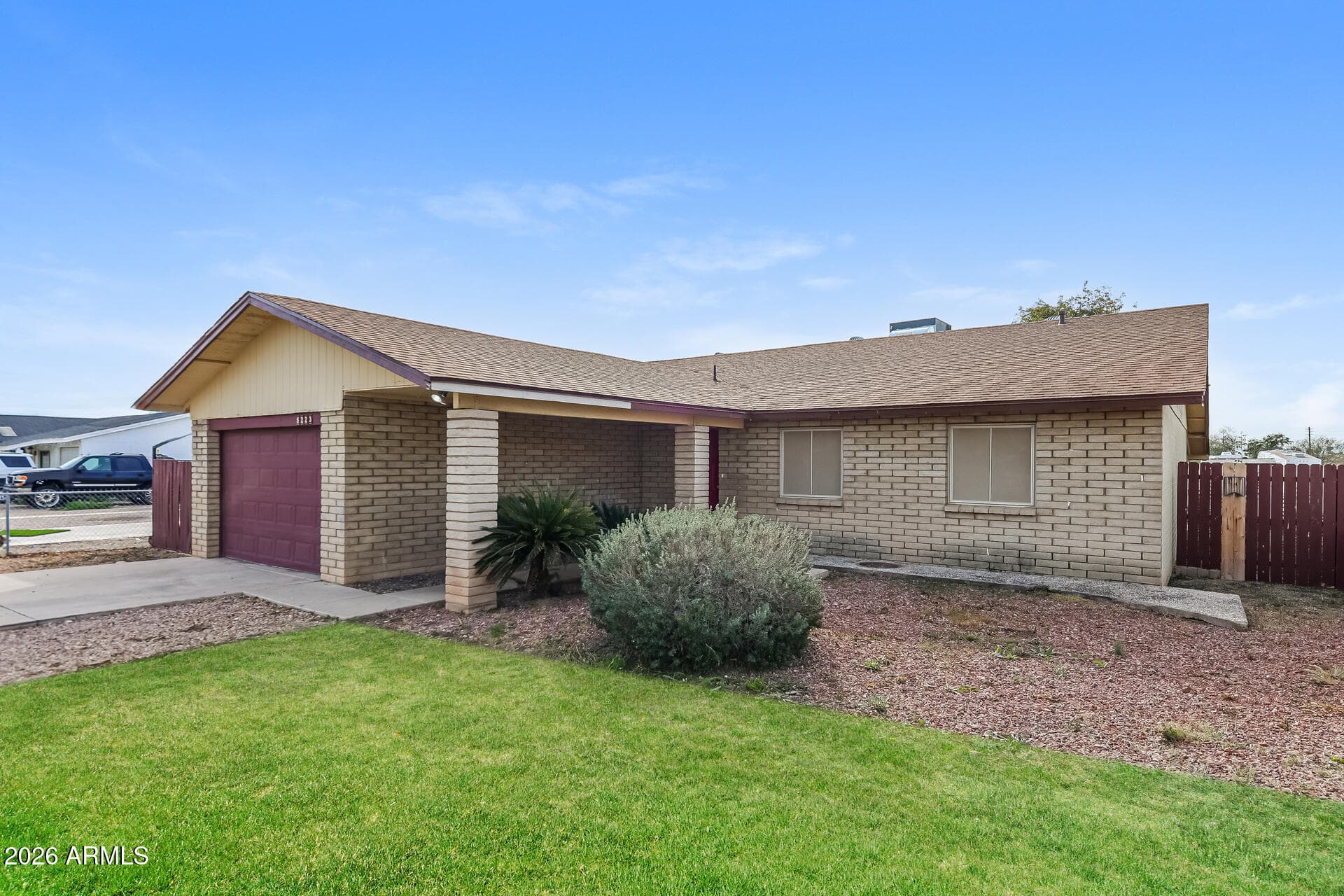 8223 W Roosevelt St — photo 2