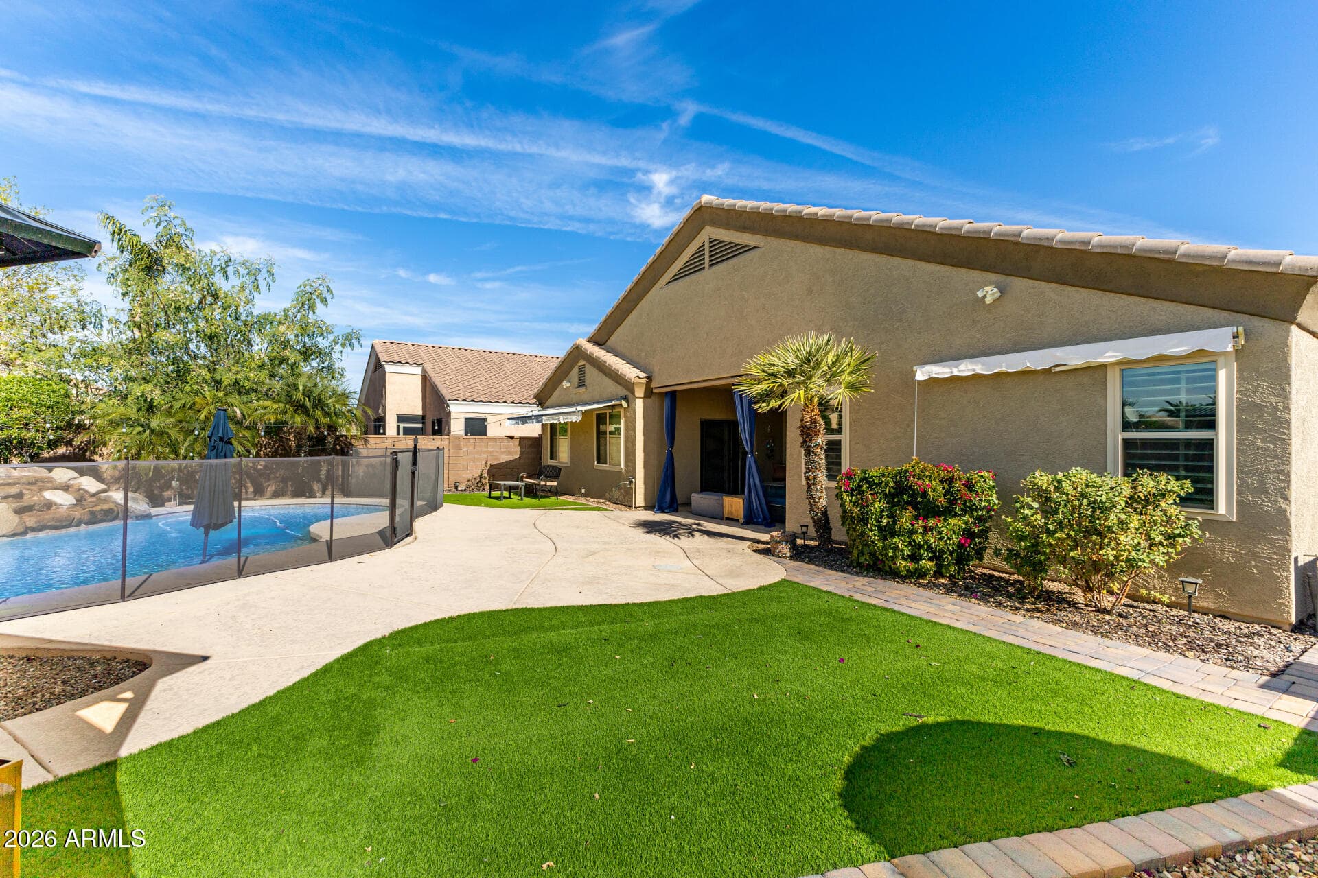 3824 S Wayne Dr — photo 1