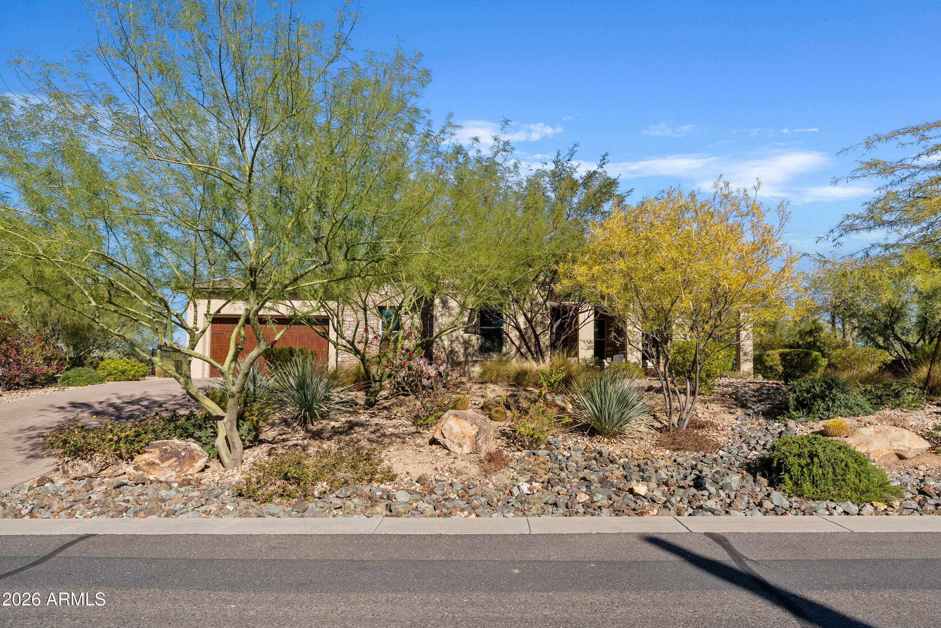 5420 E Duane Ln — photo 2