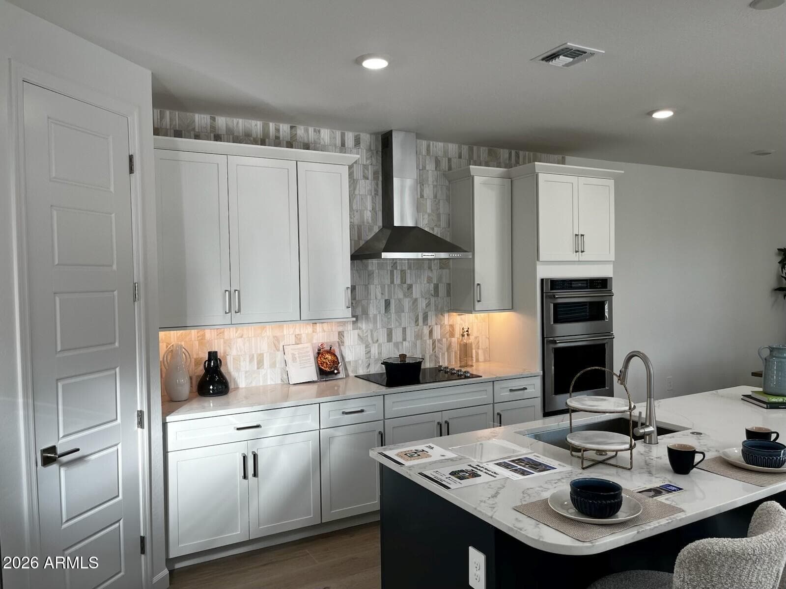 10038 S 23rd Ln — photo 2